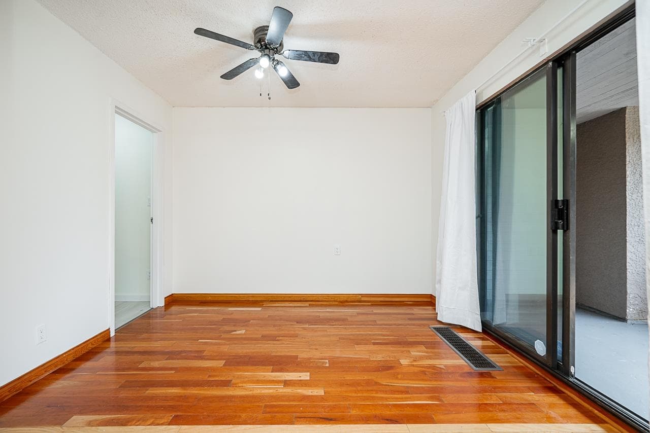 10570 Holly Park Lane, Surrey, V3R 6X9 — photo 5