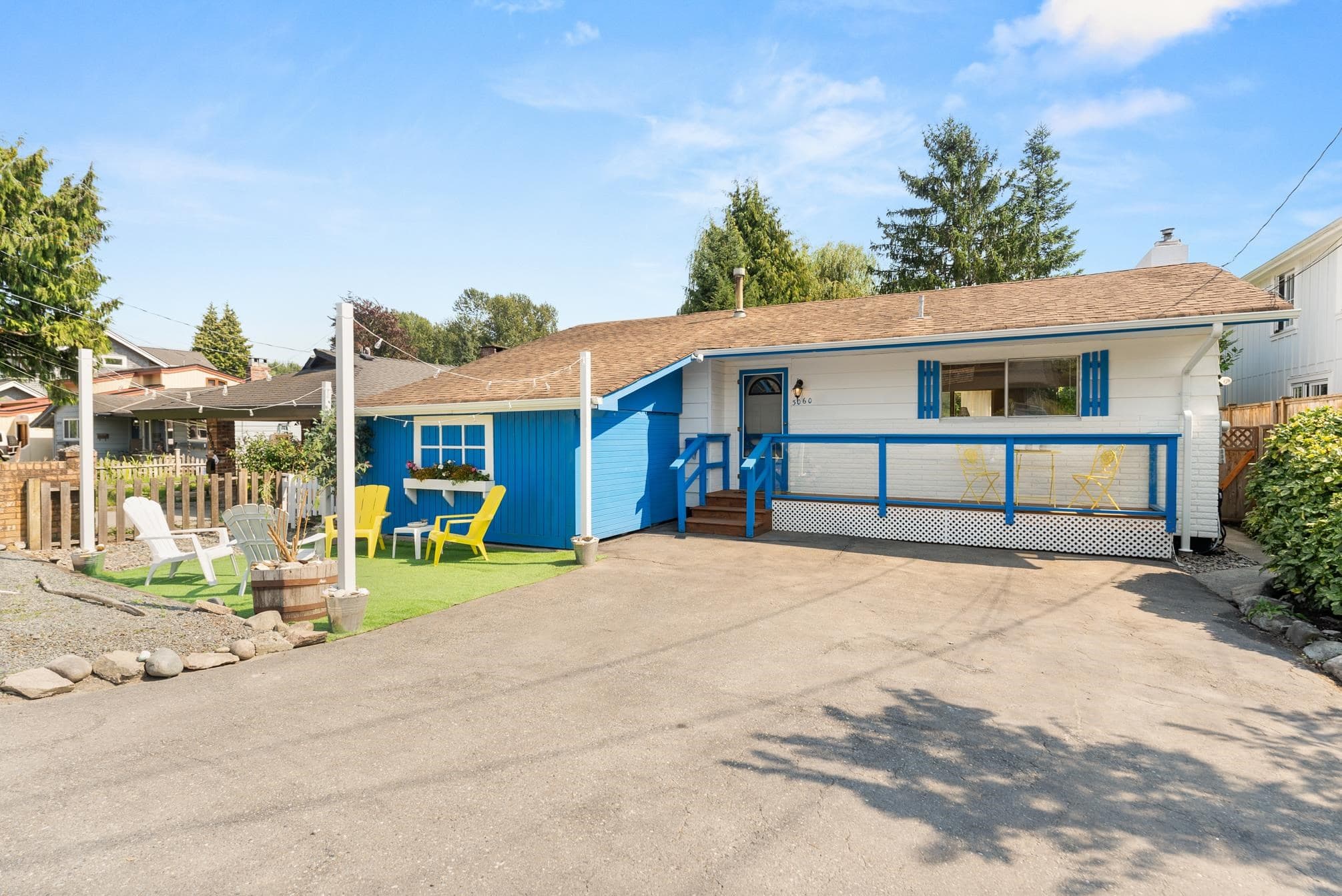 3060 Mcbride Avenue, Surrey