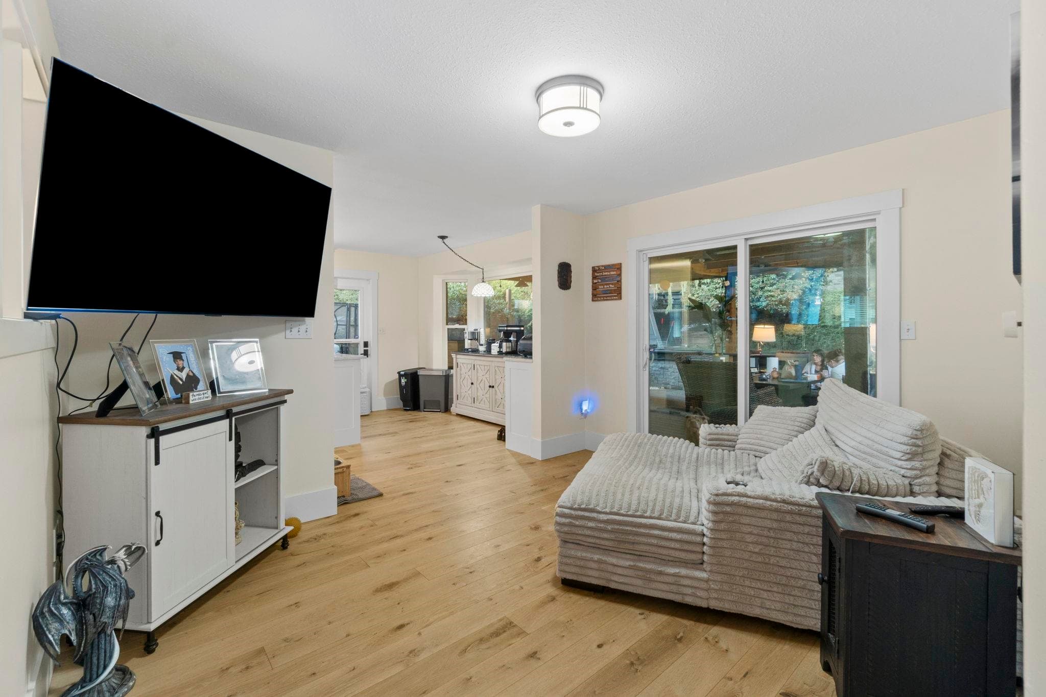 3038 Mcmillan Road, Abbotsford, V2S 6A8 — photo 4