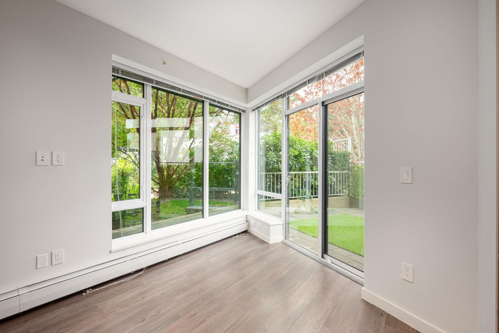 205 - 384 E 1st Avenue, Vancouver, V5T 0G5 — photo 4