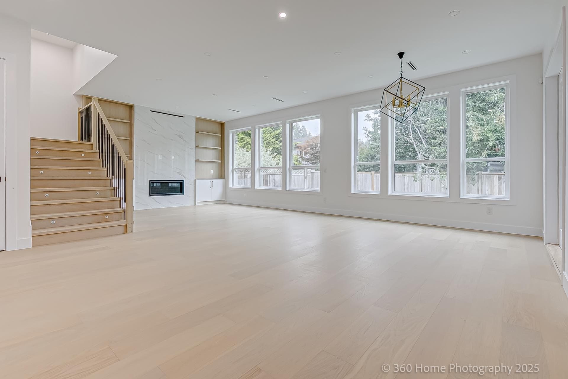 3252 Allan Road, North Vancouver, V7J 3C5 — photo 2