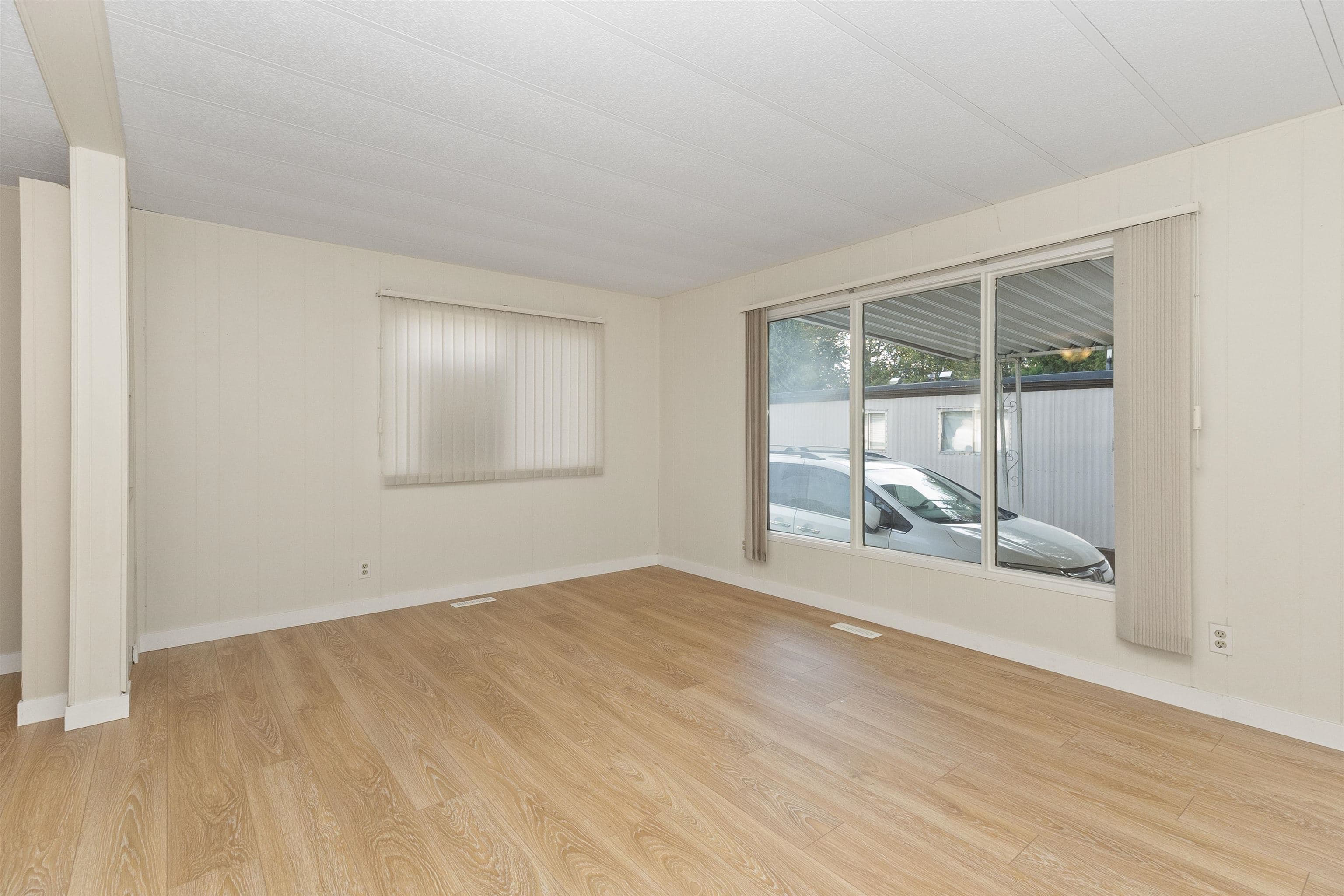 58 - 8220 King George Boulevard, Surrey, V3W 6E1 — photo 5