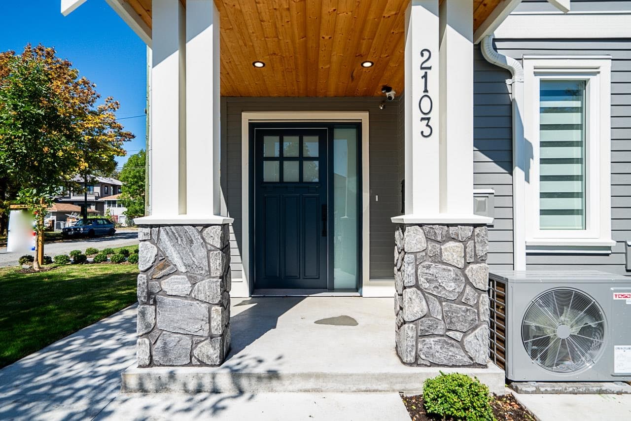 2103 E 33 Avenue, Vancouver, V5N 3E9 — photo 3