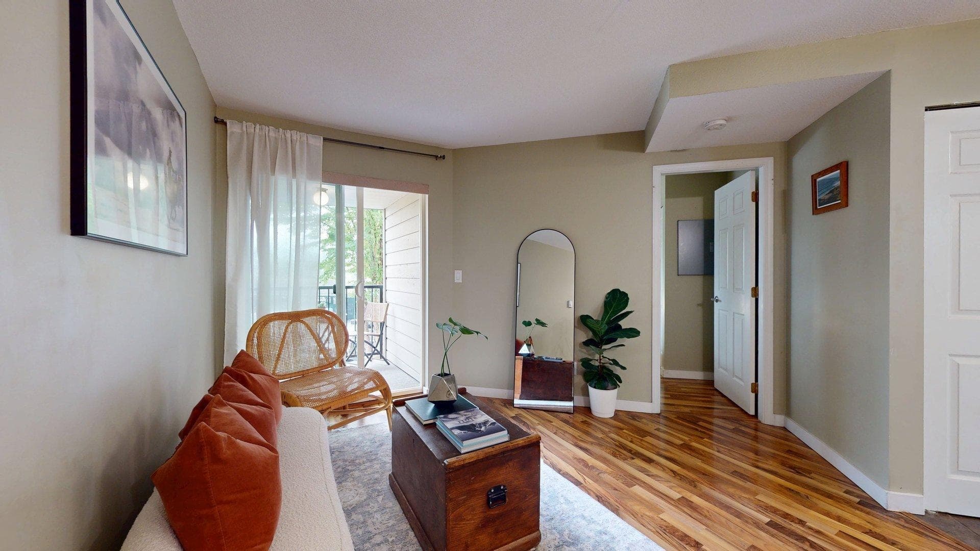 C210 - 40140 Willow Crescent, Squamish, V8B 0M1 — photo 2
