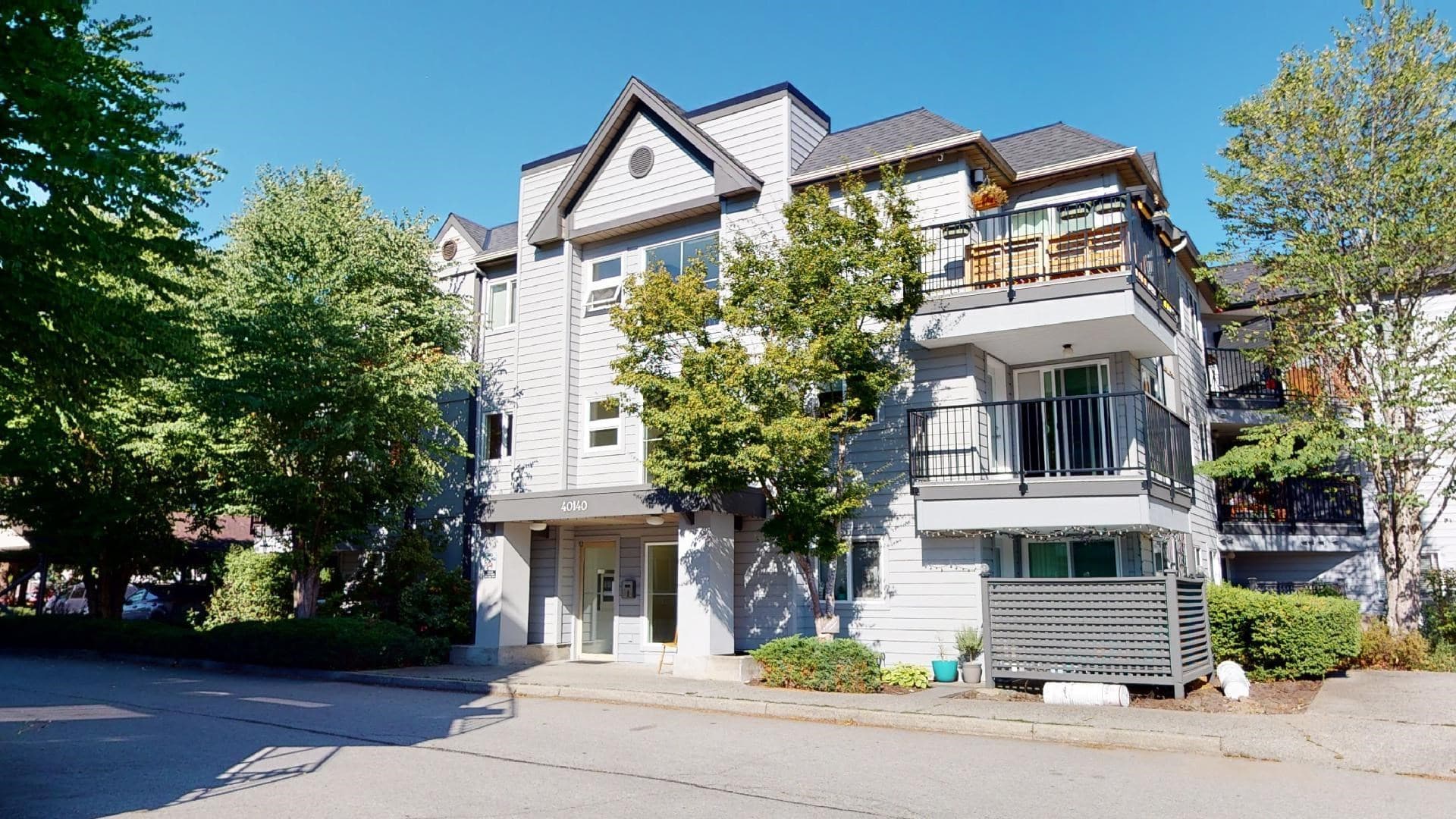 C210 - 40140 Willow Crescent, Squamish, V8B 0M1 — photo 1