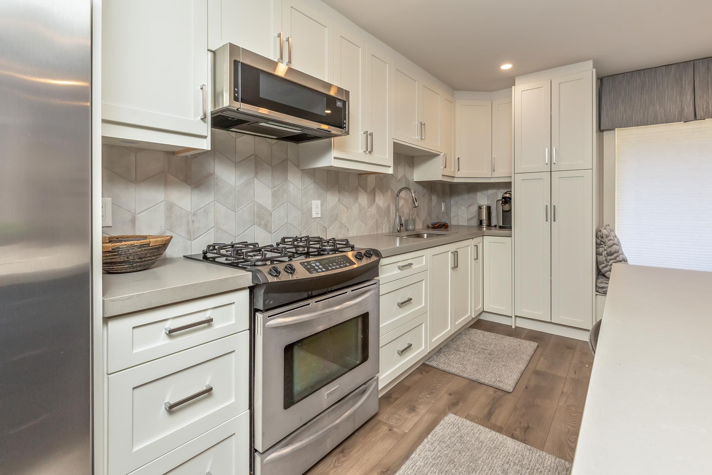 15804 Mcbeth Road, Surrey, V4A 5X3 — photo 4