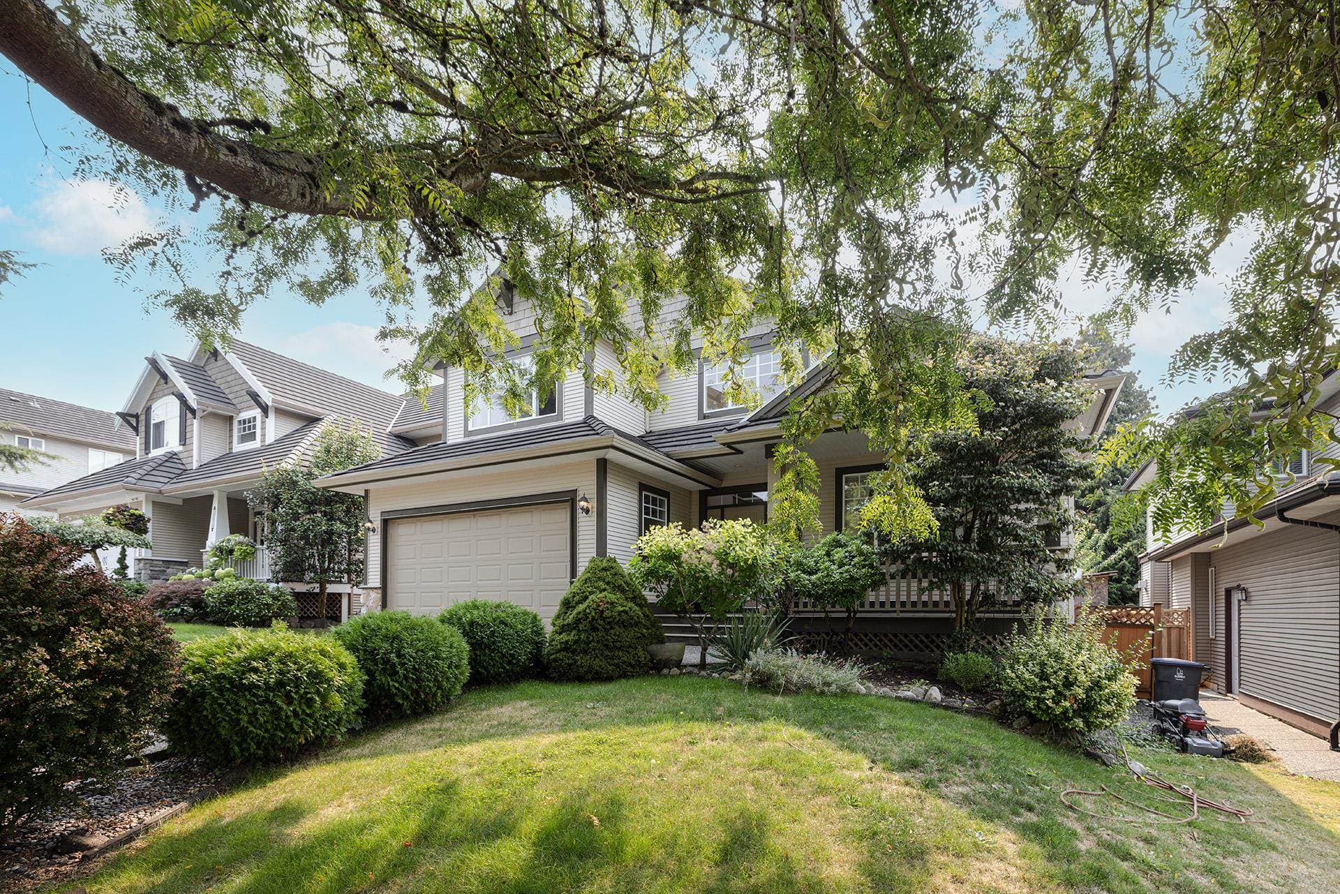 18270 Claytonwood Crescent, Surrey, V3S 0M3 — photo 2