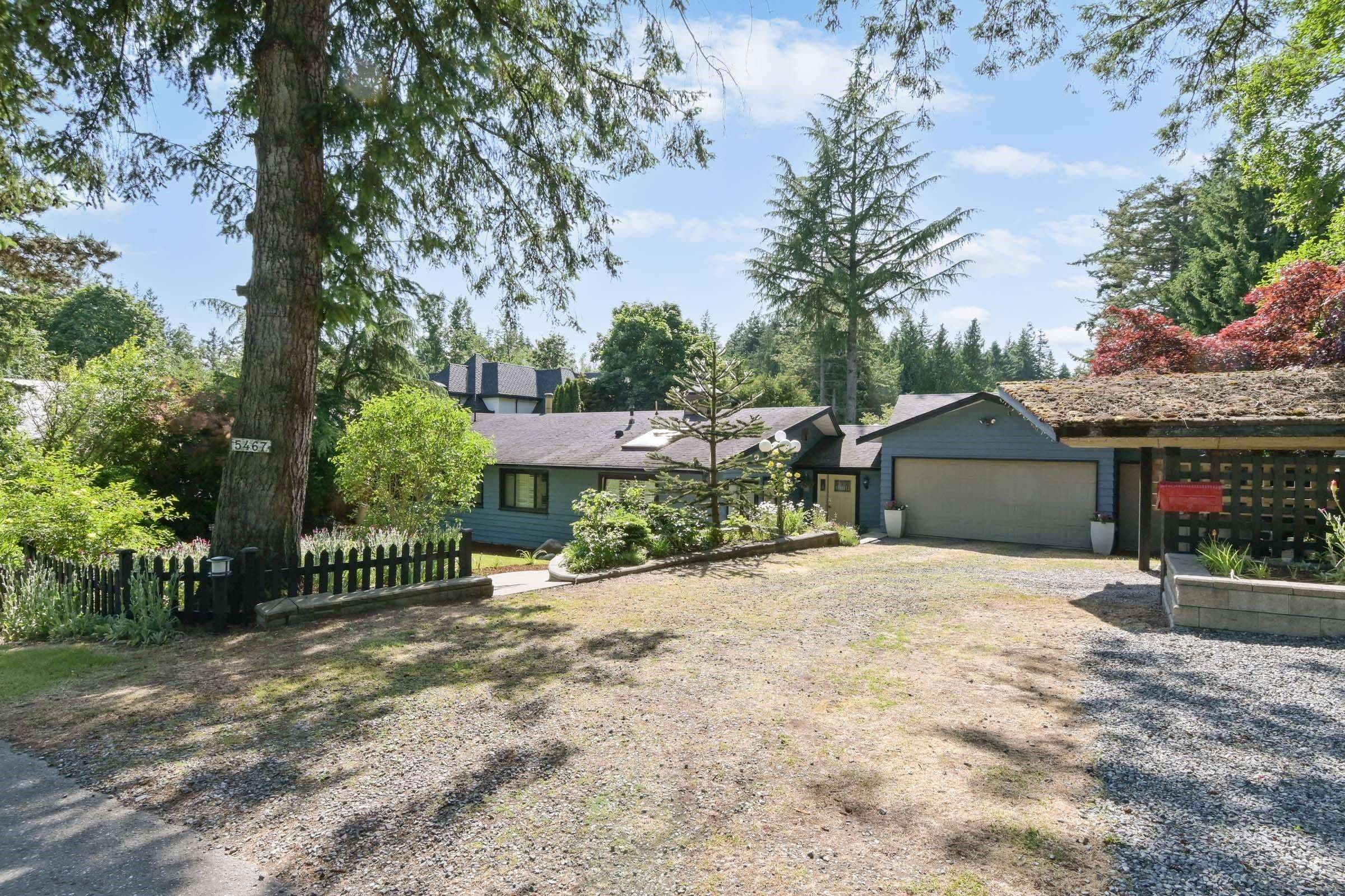 5467 125a Street, Surrey, V3X 1W4 — photo 2