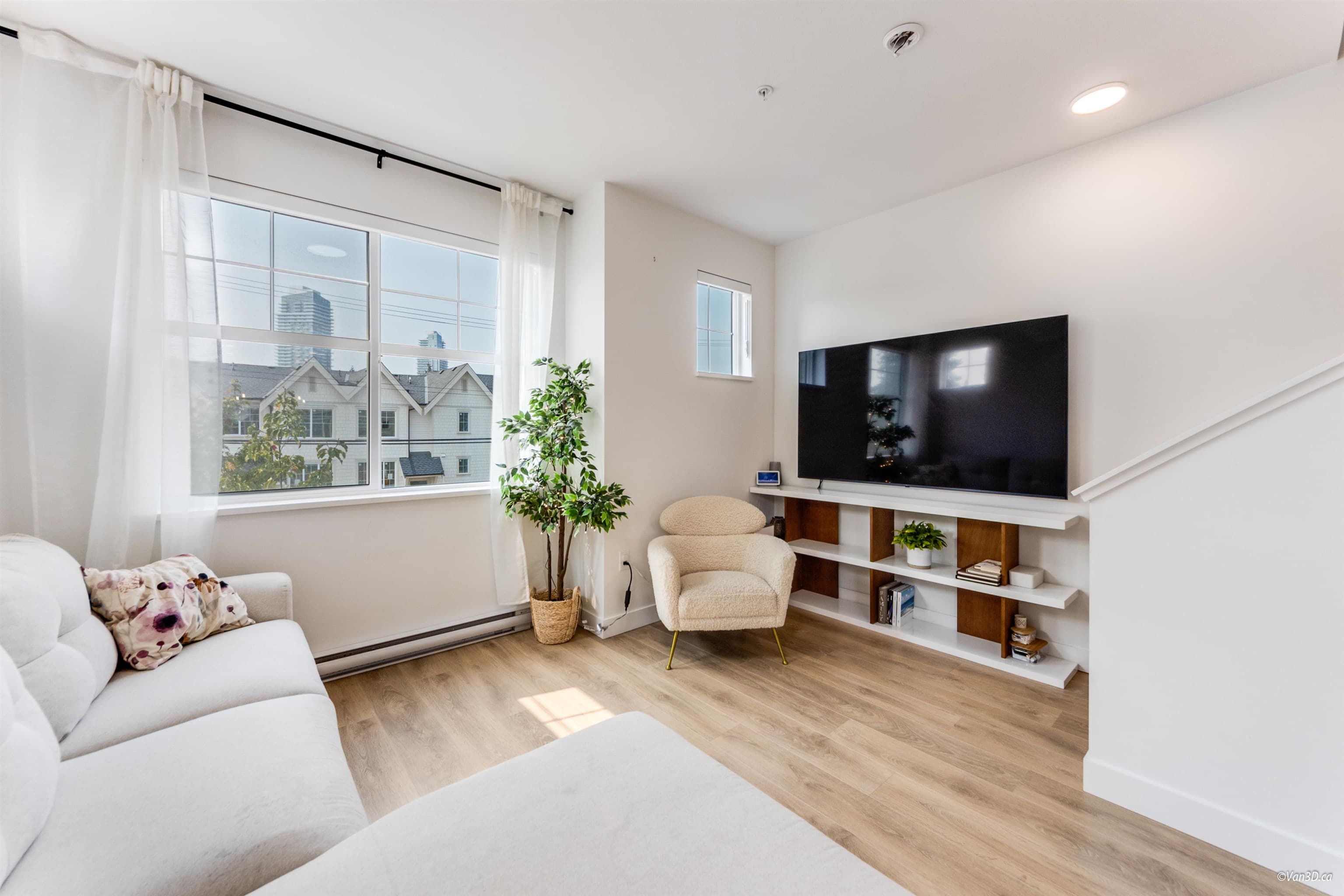 109 - 707 Robinson Street, Coquitlam, V3J 0M9 — photo 3
