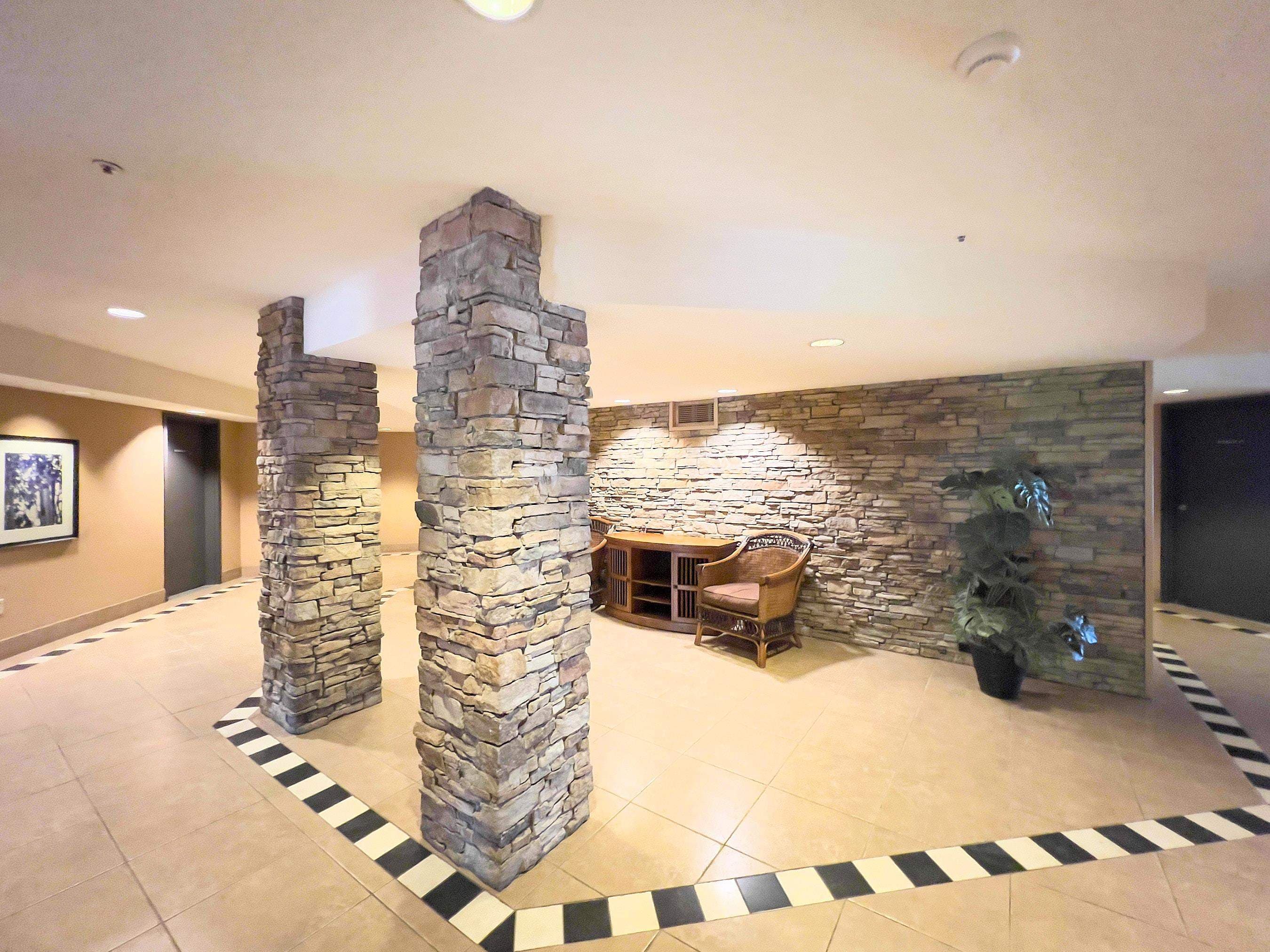 204 - 2700 Mccallum Road, Abbotsford, V2S 6X9 — photo 3
