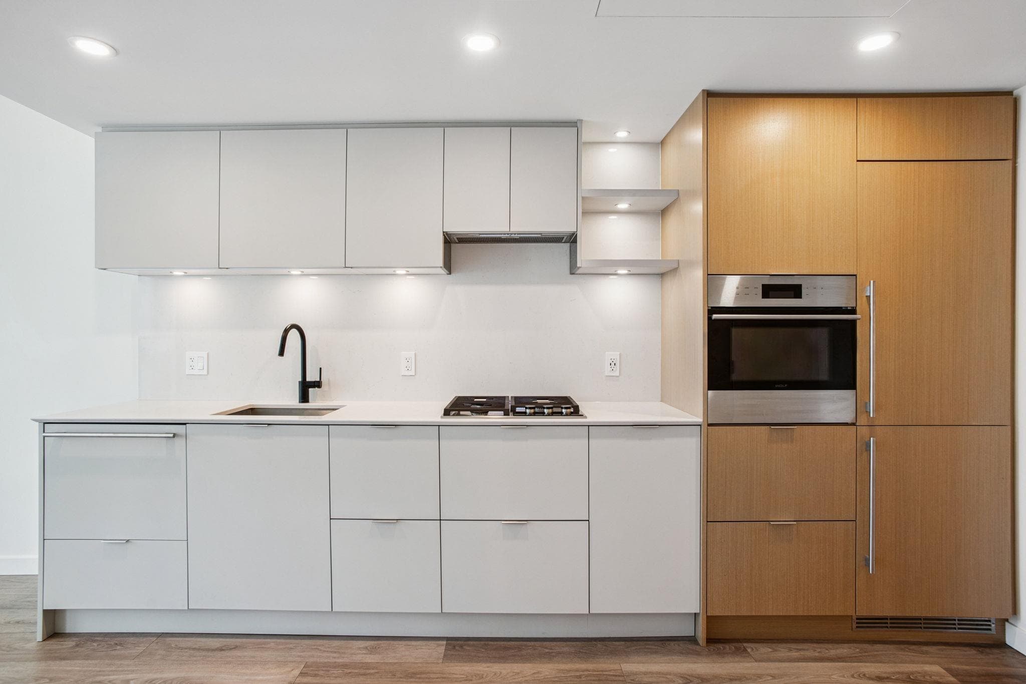 401 - 210 E 5th Avenue, Vancouver, V5T 0K1 — photo 2