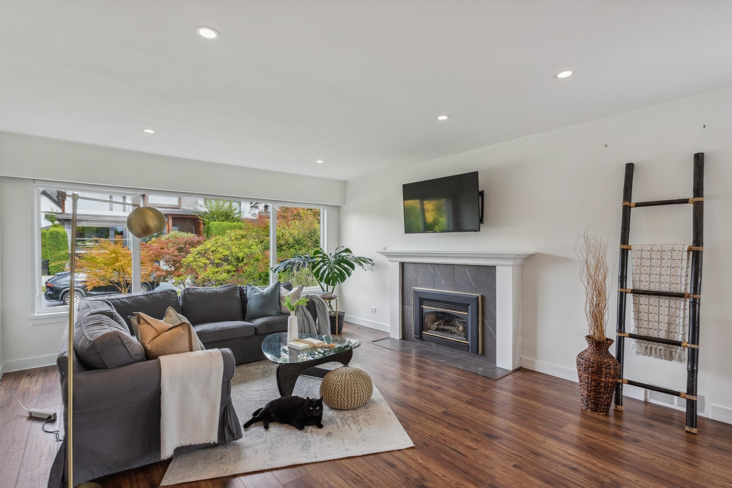 935 Beaconsfield Road, North Vancouver, V7R 1S7 — photo 3