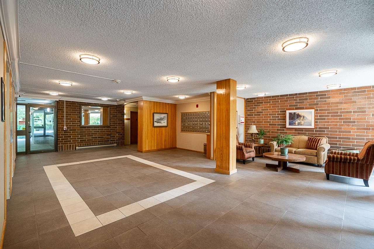 511 - 2101 Mcmullen Avenue, Vancouver, V6L 3B4 — photo 5