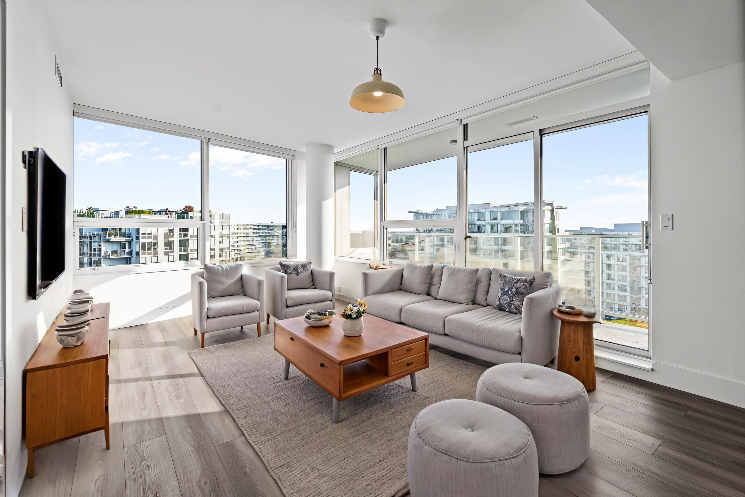 1403 - 5508 Hollybridge Way, Richmond, V7C 0C7 — photo 1