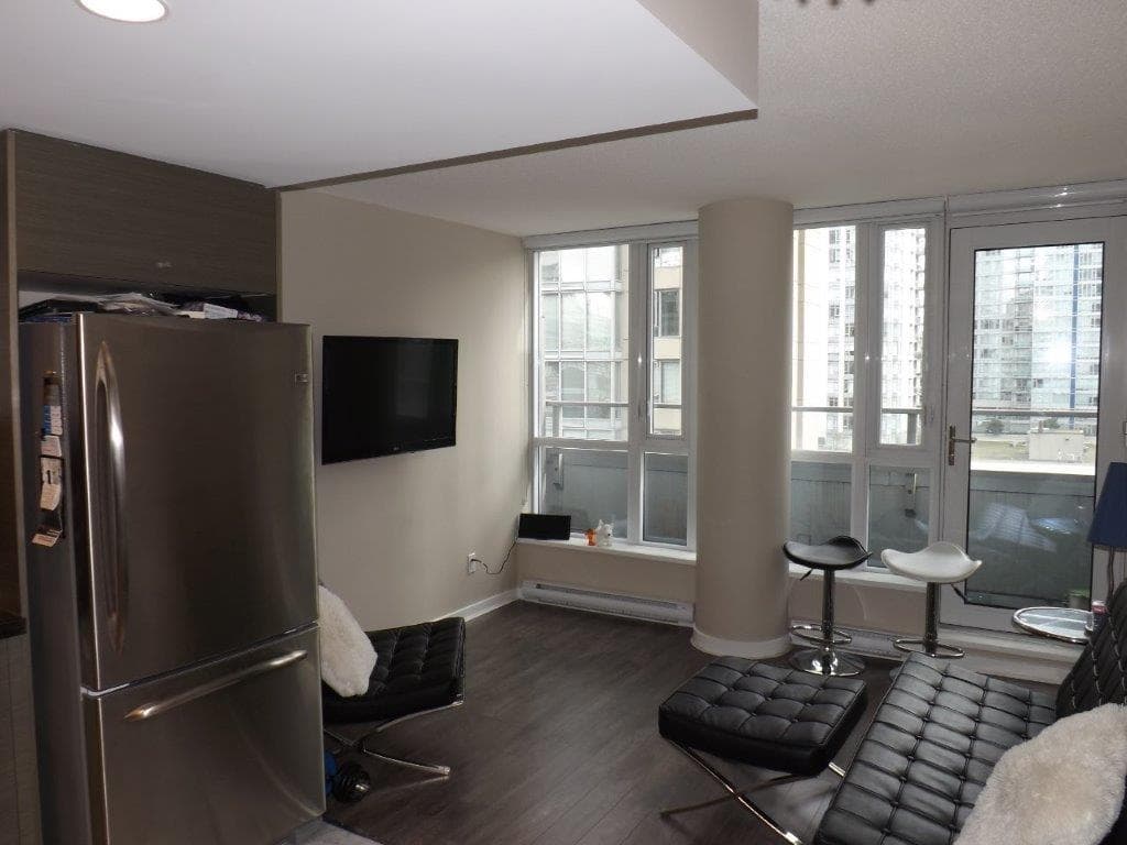 704 - 833 Seymour Street, Vancouver, V6B 0G4 — photo 2