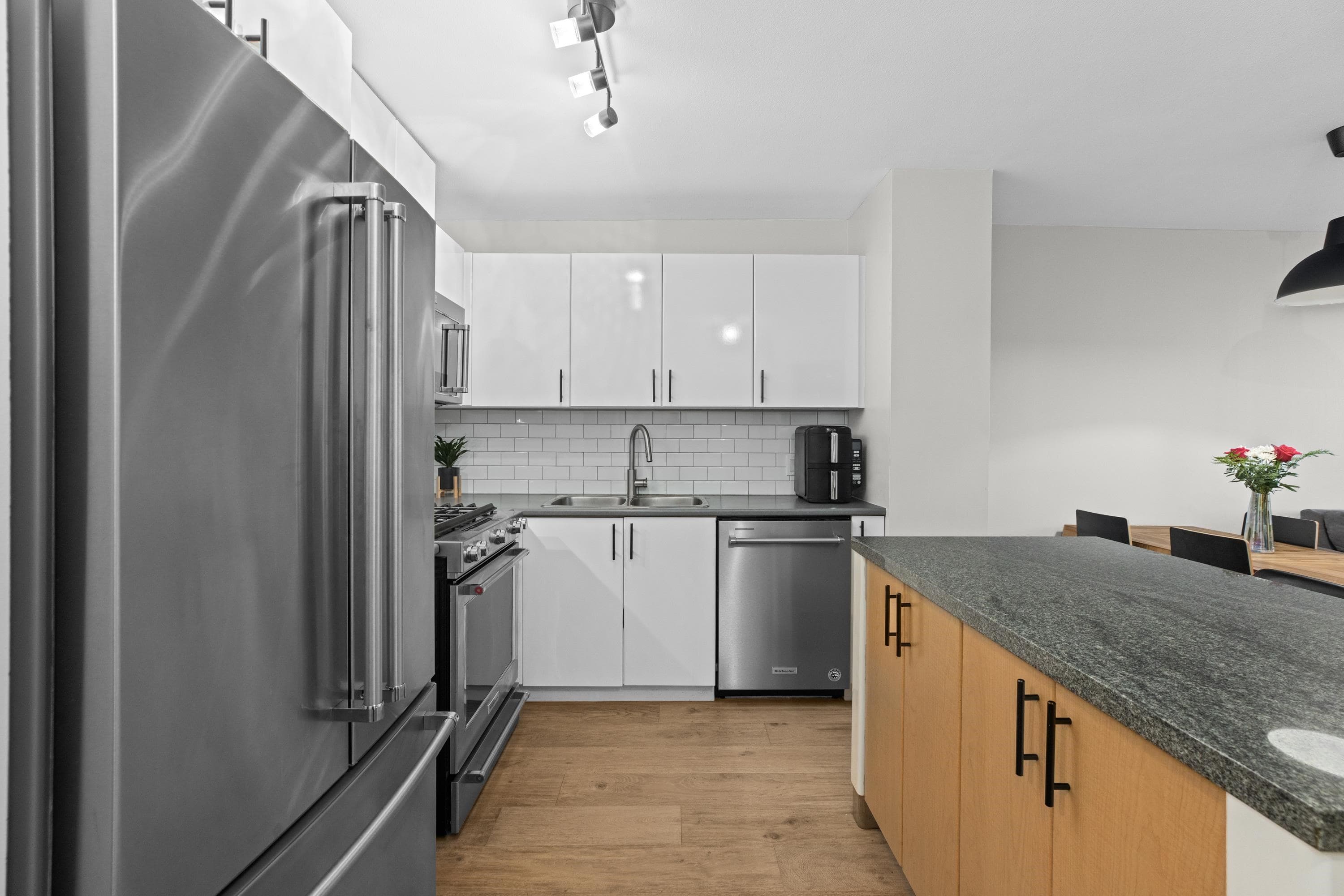 510 - 175 W 1st Street, North Vancouver, V7M 3N9 — photo 3
