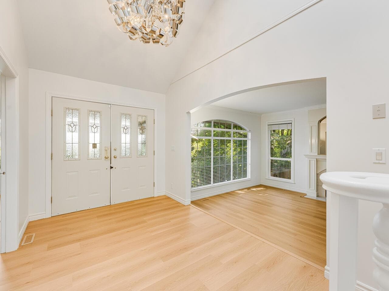 736 Clearwater Way, Coquitlam, V3C 6A3 — photo 4
