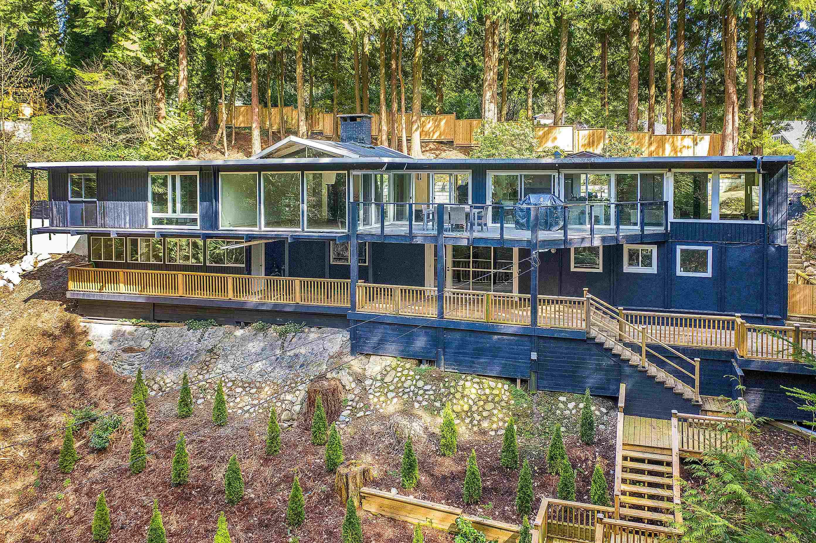 530 Hadden Drive, West Vancouver