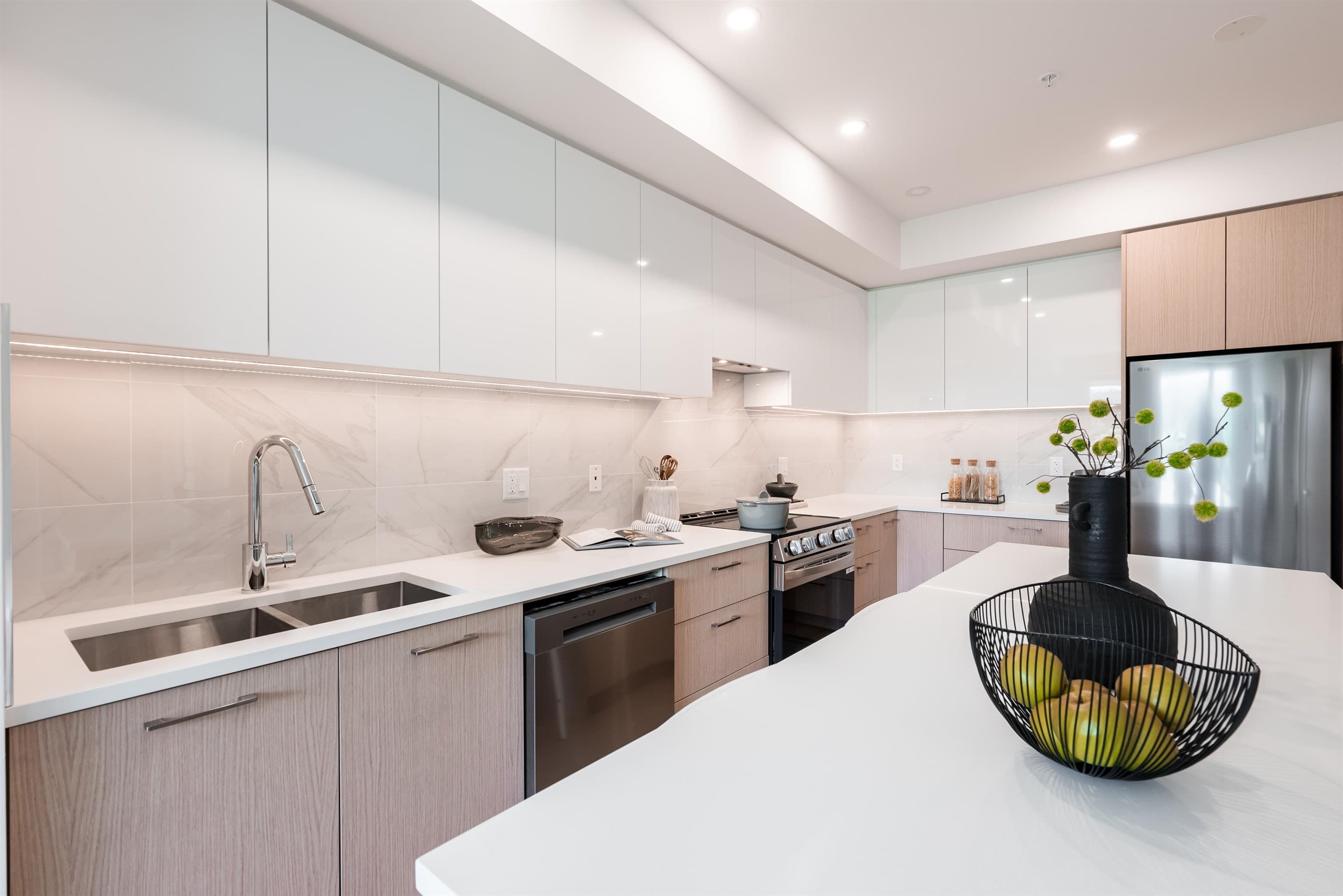 312 - 150 James Road, Port Moody, V3H 0N7 — photo 4