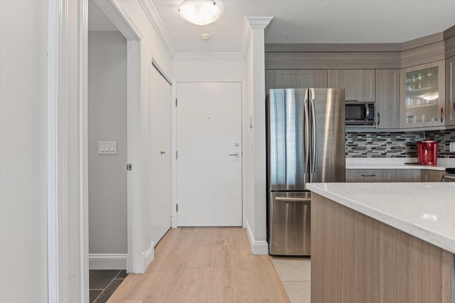 316 - 378 Esplanade Avenue, Harrison Hot Springs, V0M 1A3 — photo 2