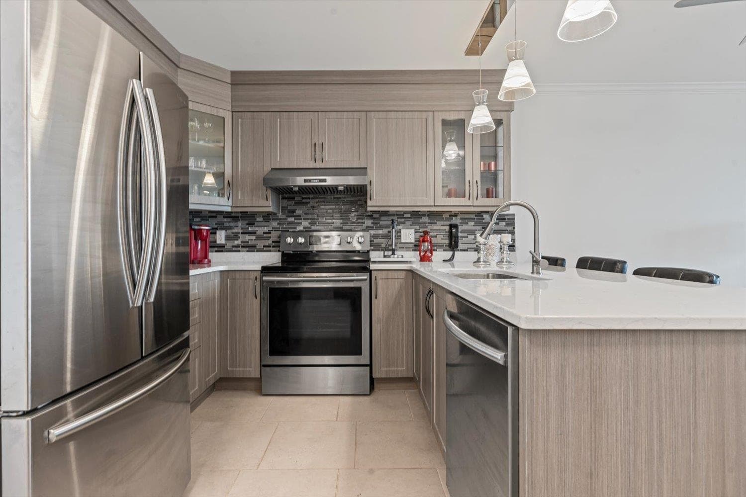 316 - 378 Esplanade Avenue, Harrison Hot Springs, V0M 1A3 — photo 3