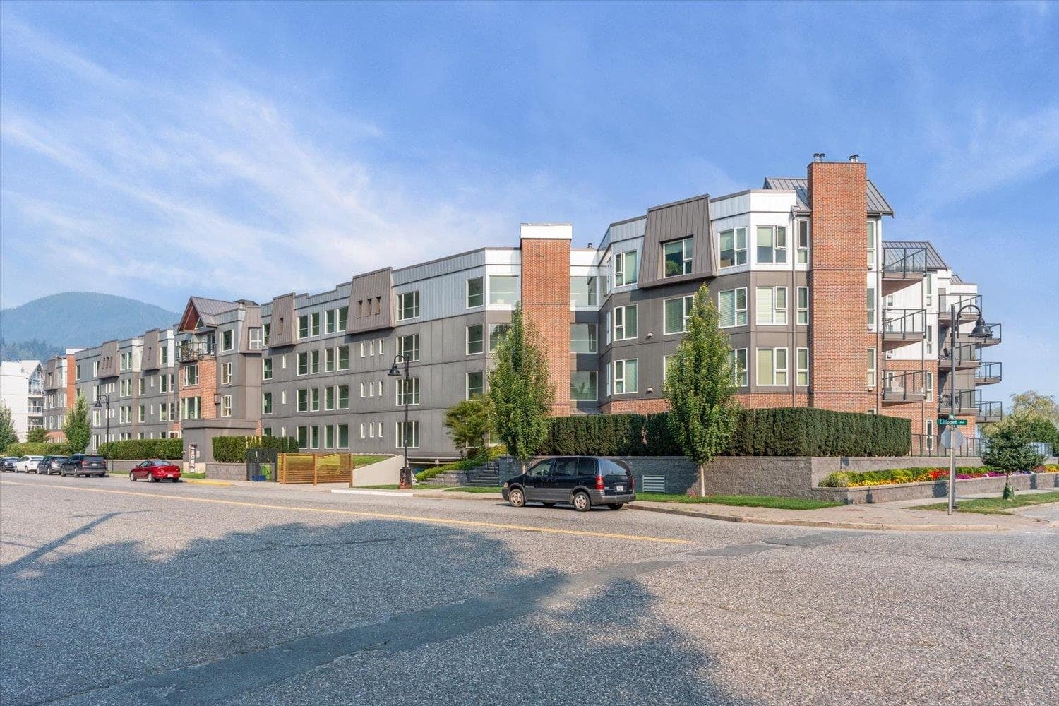 316 - 378 Esplanade Avenue, Harrison Hot Springs, V0M 1A3 — photo 1