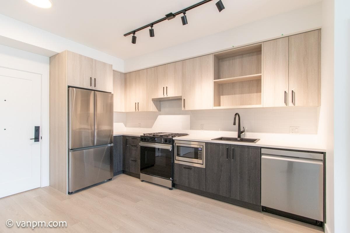 418 - 2002 St. George Street, Port Moody, V3H 0N4 — photo 5