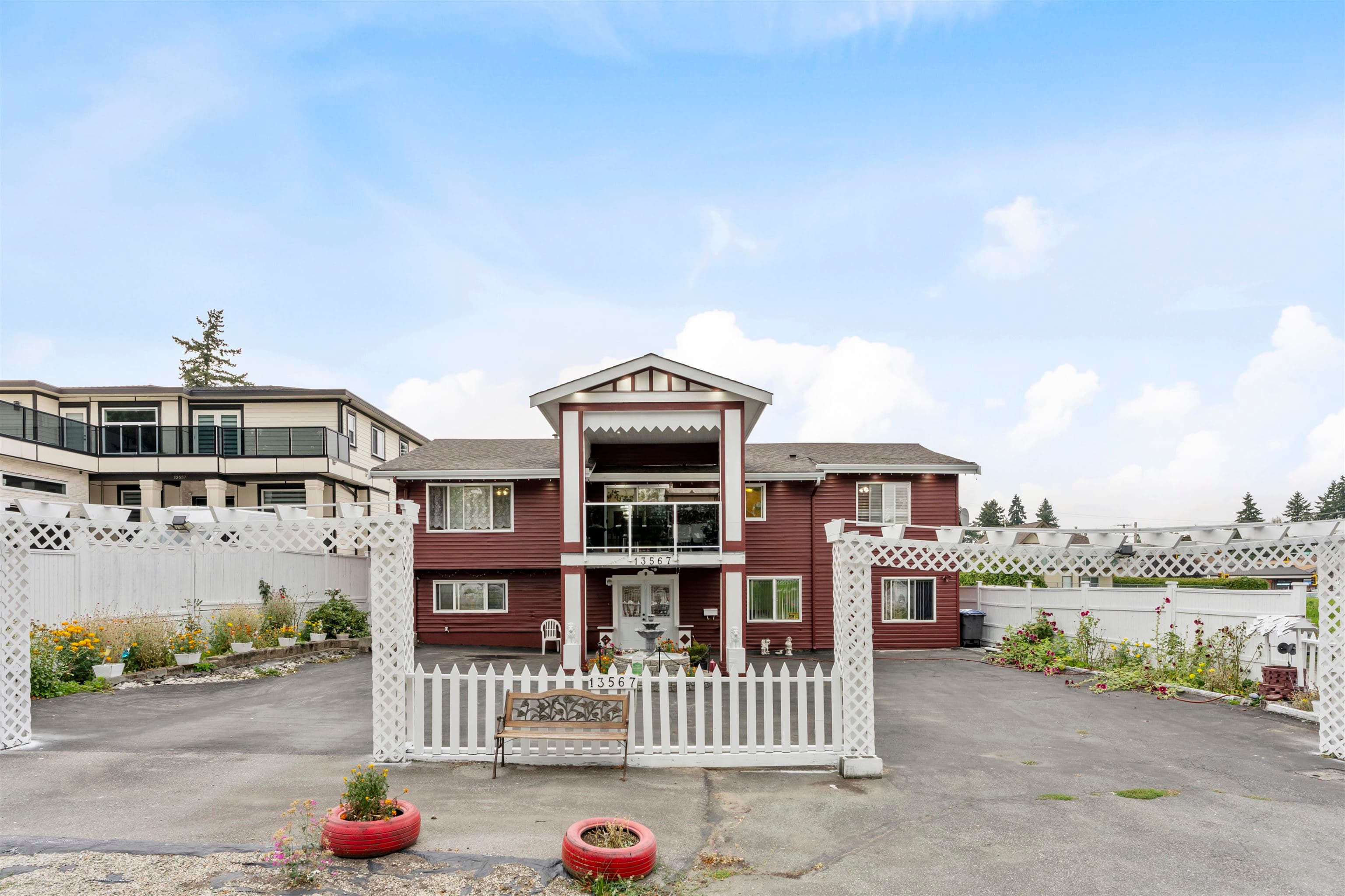13567 67a Avenue, Surrey