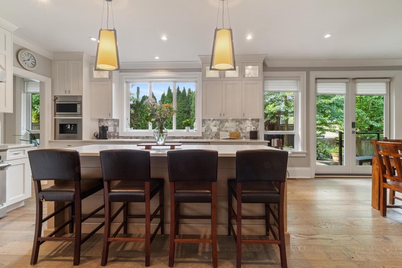 3365 Edgemont Boulevard, North Vancouver, V7R 2P4 — photo 5