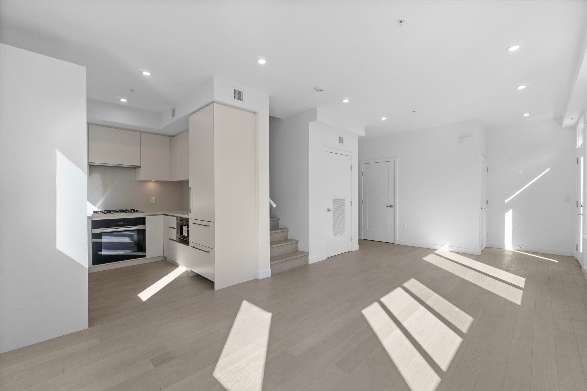 807 W 33rd Avenue, Vancouver, V5Z 2K5 — photo 5