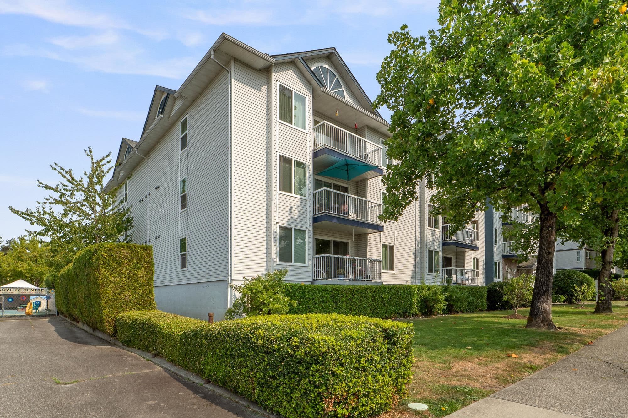 309 - 17695 58 Avenue, Surrey, V3S 1L5 — photo 3