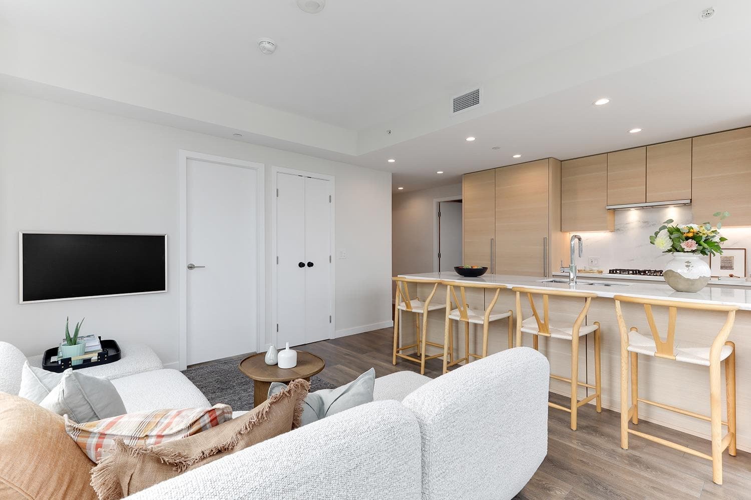 804 - 305 Morrissey Road, Port Moody, V3H 0M3 — photo 4