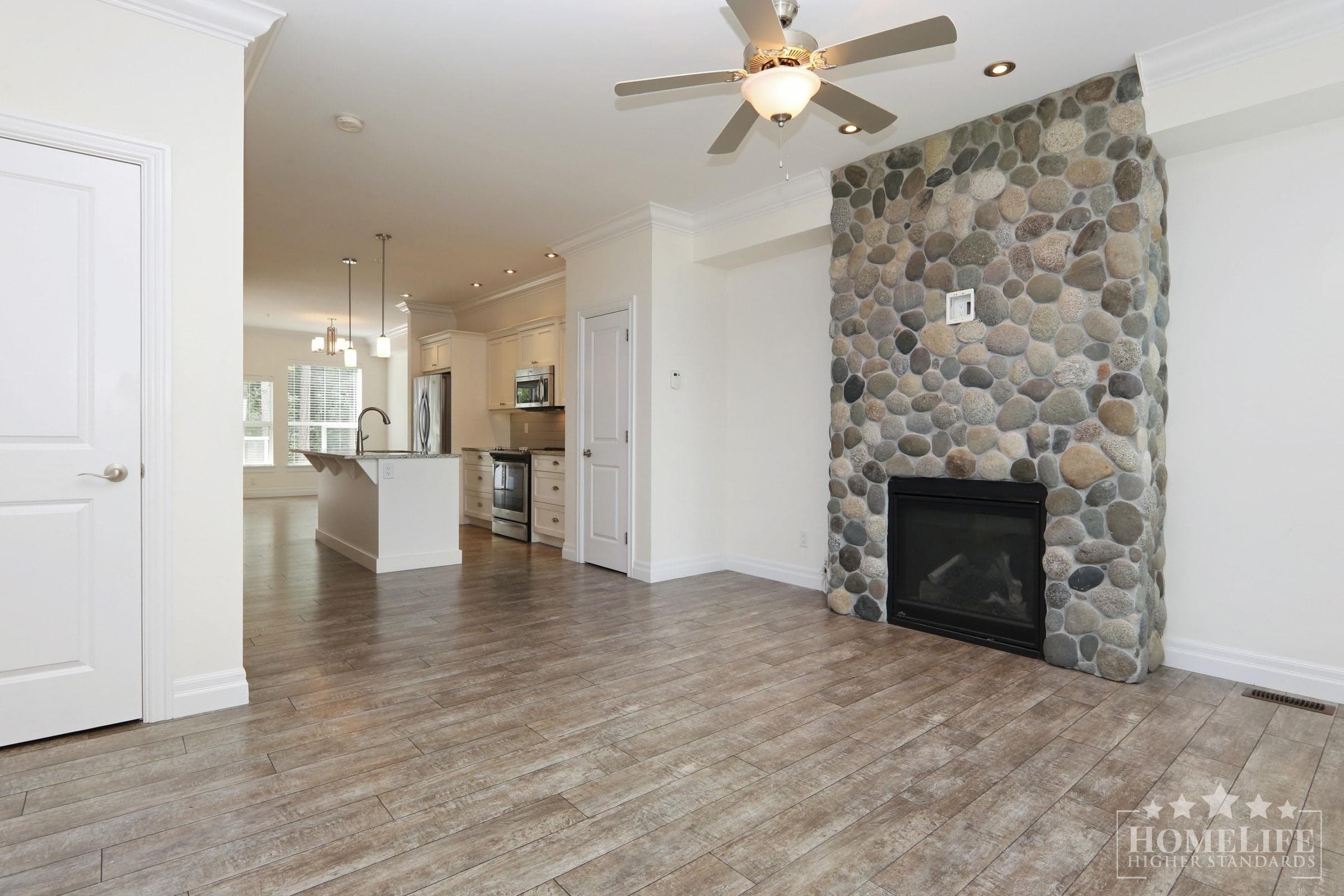 33 - 44849 Anglers Boulevard, Chilliwack, V2R 0Y4 — photo 3