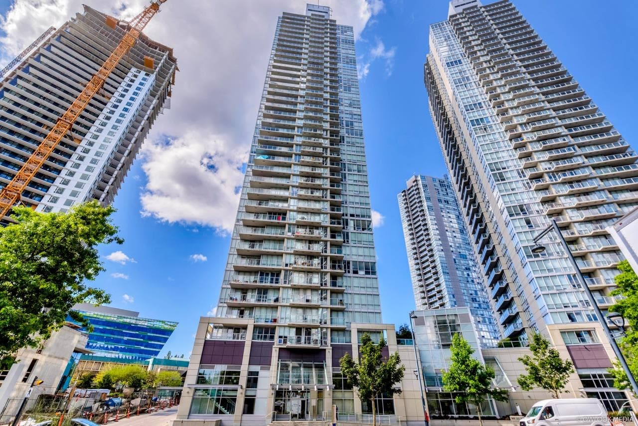 3001 - 9981 Whalley Boulevard, Surrey