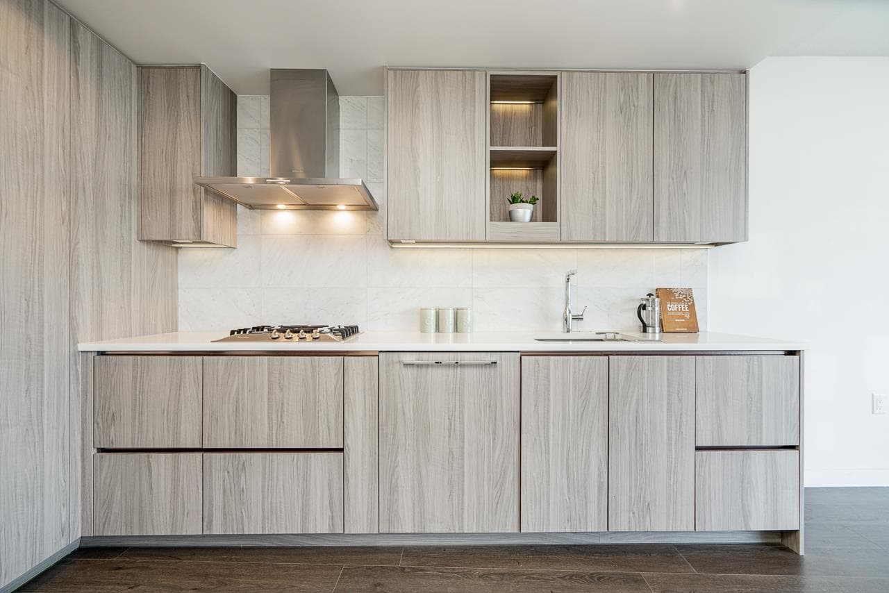 2107 - 89 Nelson Street, Vancouver, V6Z 0E7 — photo 2