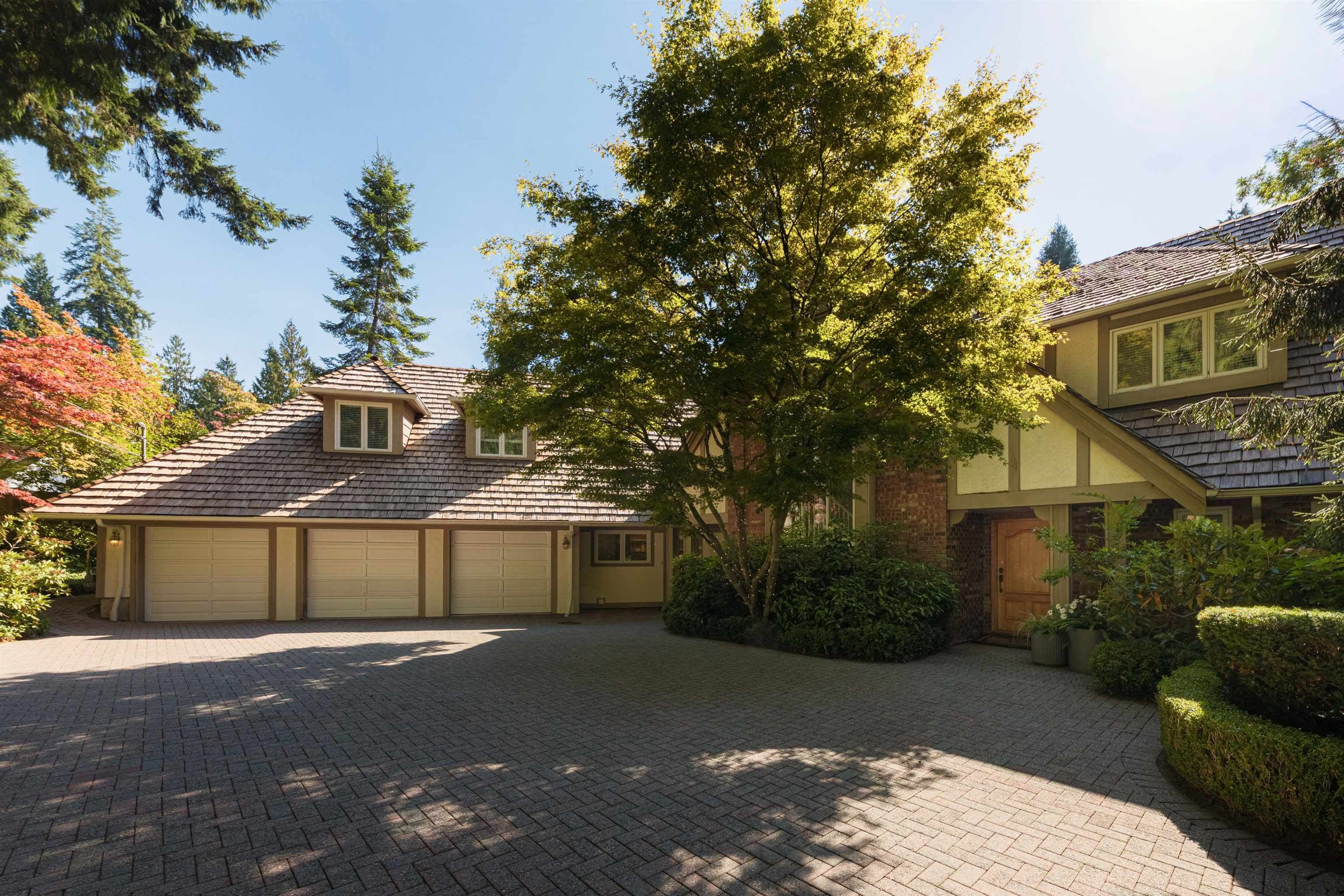 2992 Rosebery Avenue, West Vancouver, V7V 3A7 — photo 2
