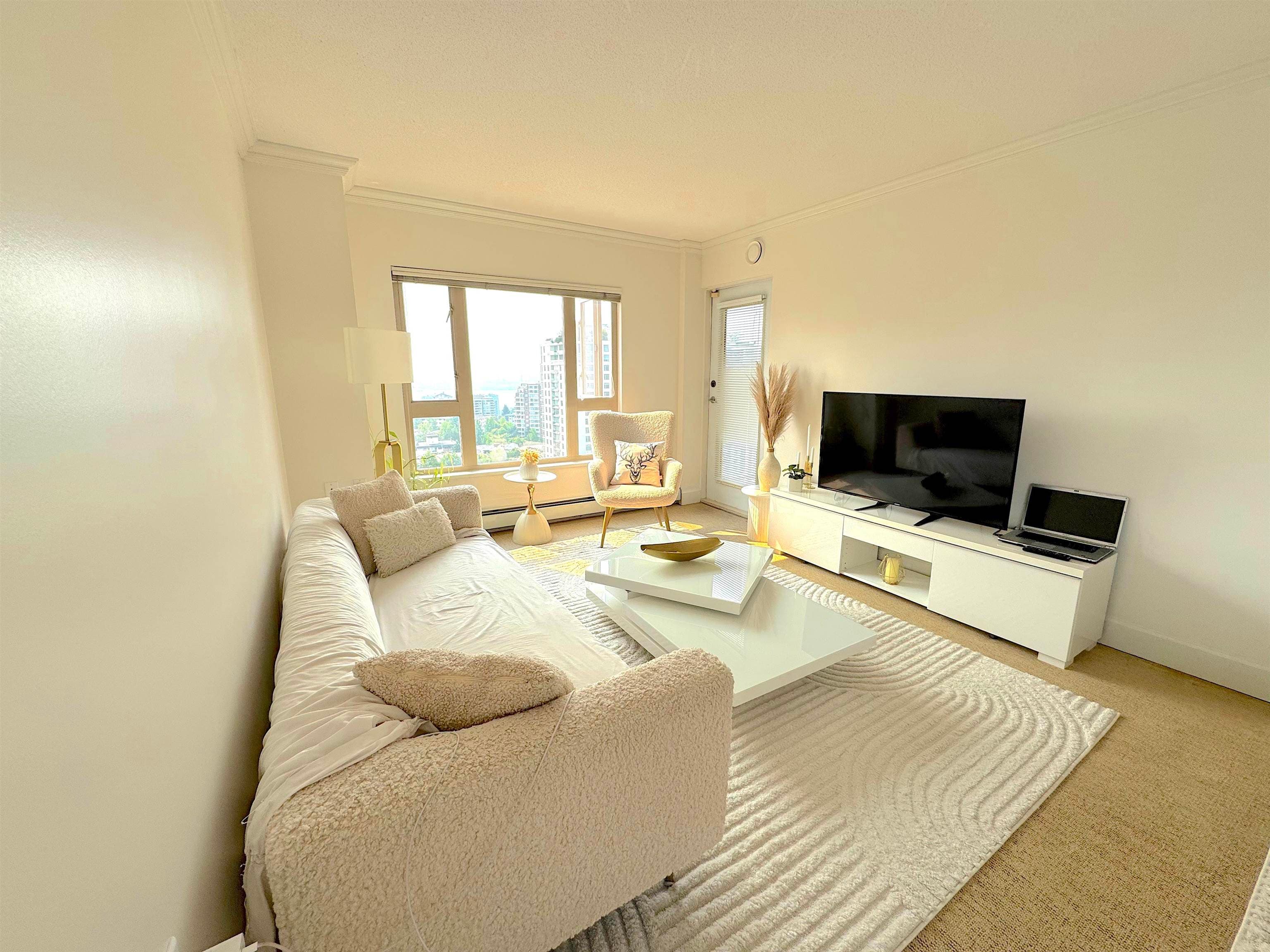 1503 - 121 W 15th Street, North Vancouver, V7M 1R8 — photo 3