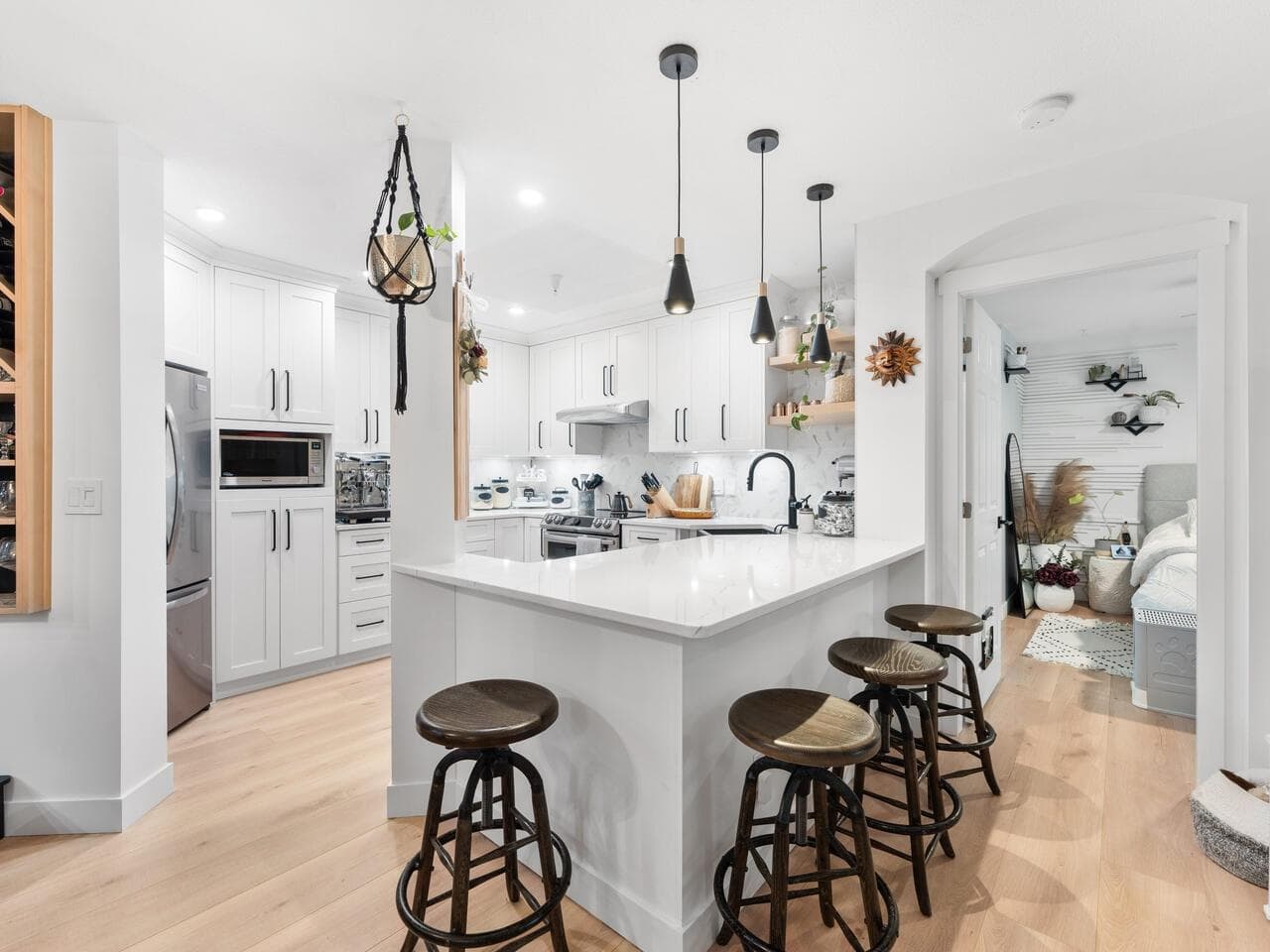 320 - 22025 48 Avenue, Langley, V3A 8L2 — photo 1