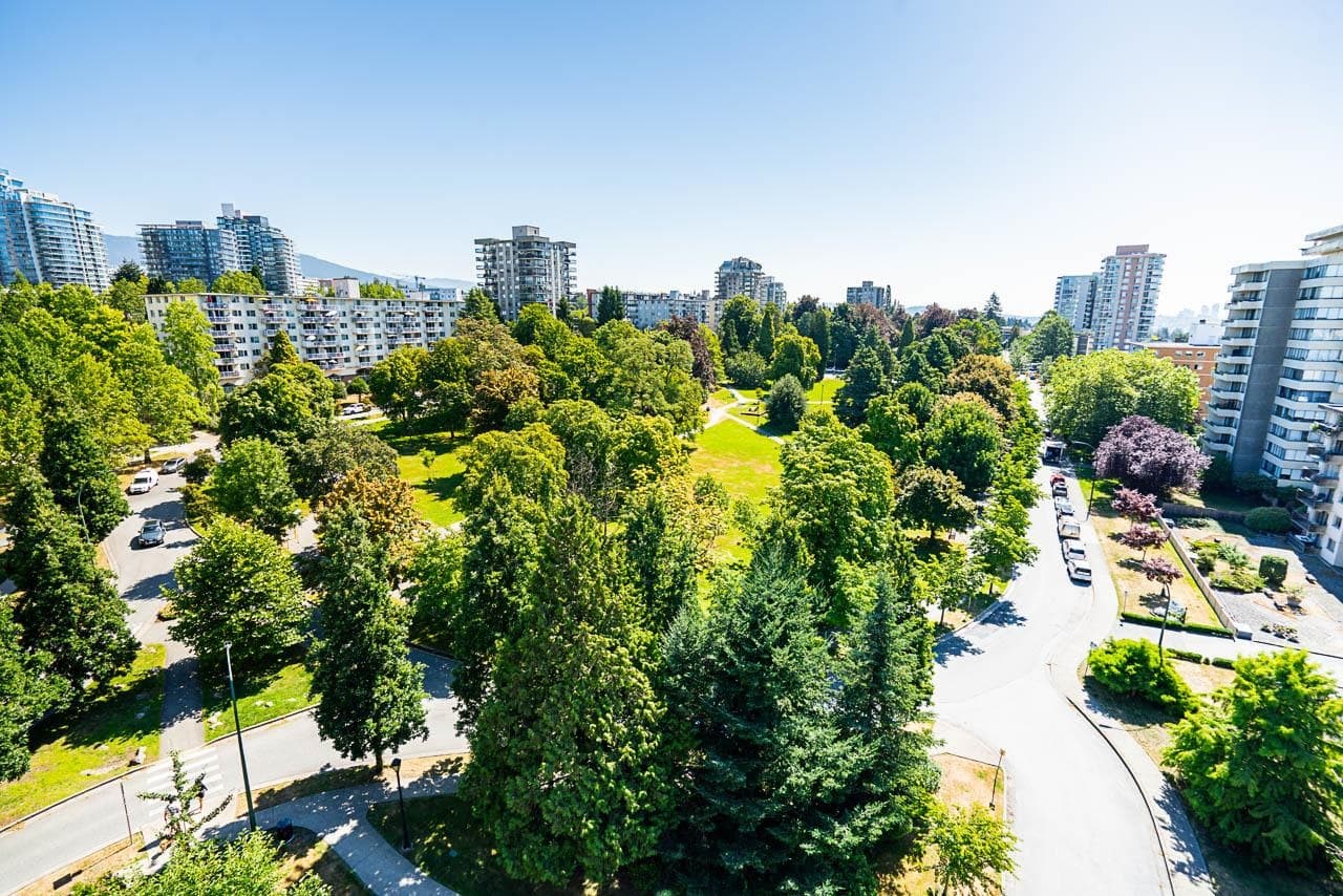 PH3 - 683 W Victoria Park, North Vancouver, V7M 0A2 — photo 4