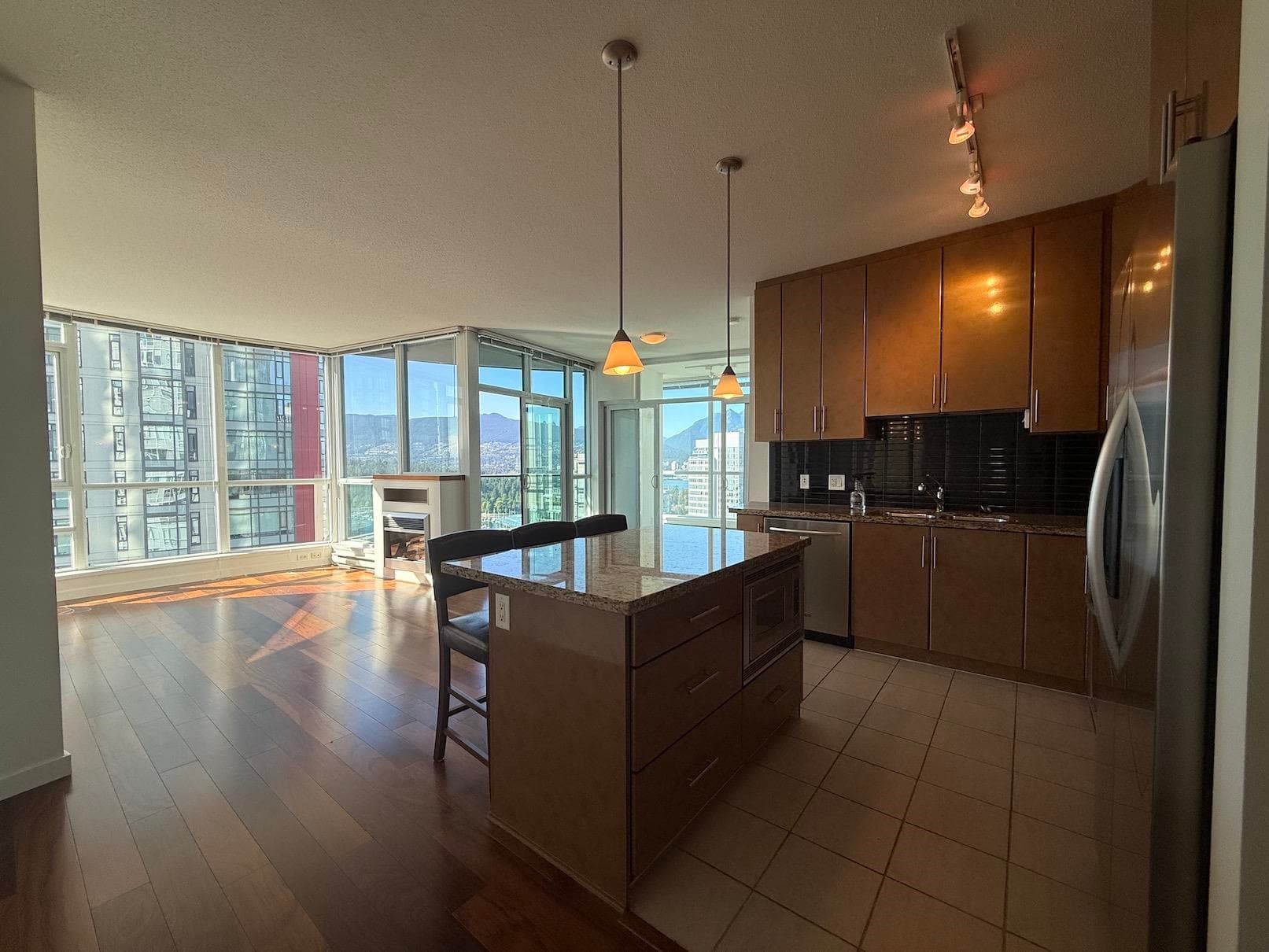 3001 - 1189 Melville Street, Vancouver, V6E 4T8 — photo 3