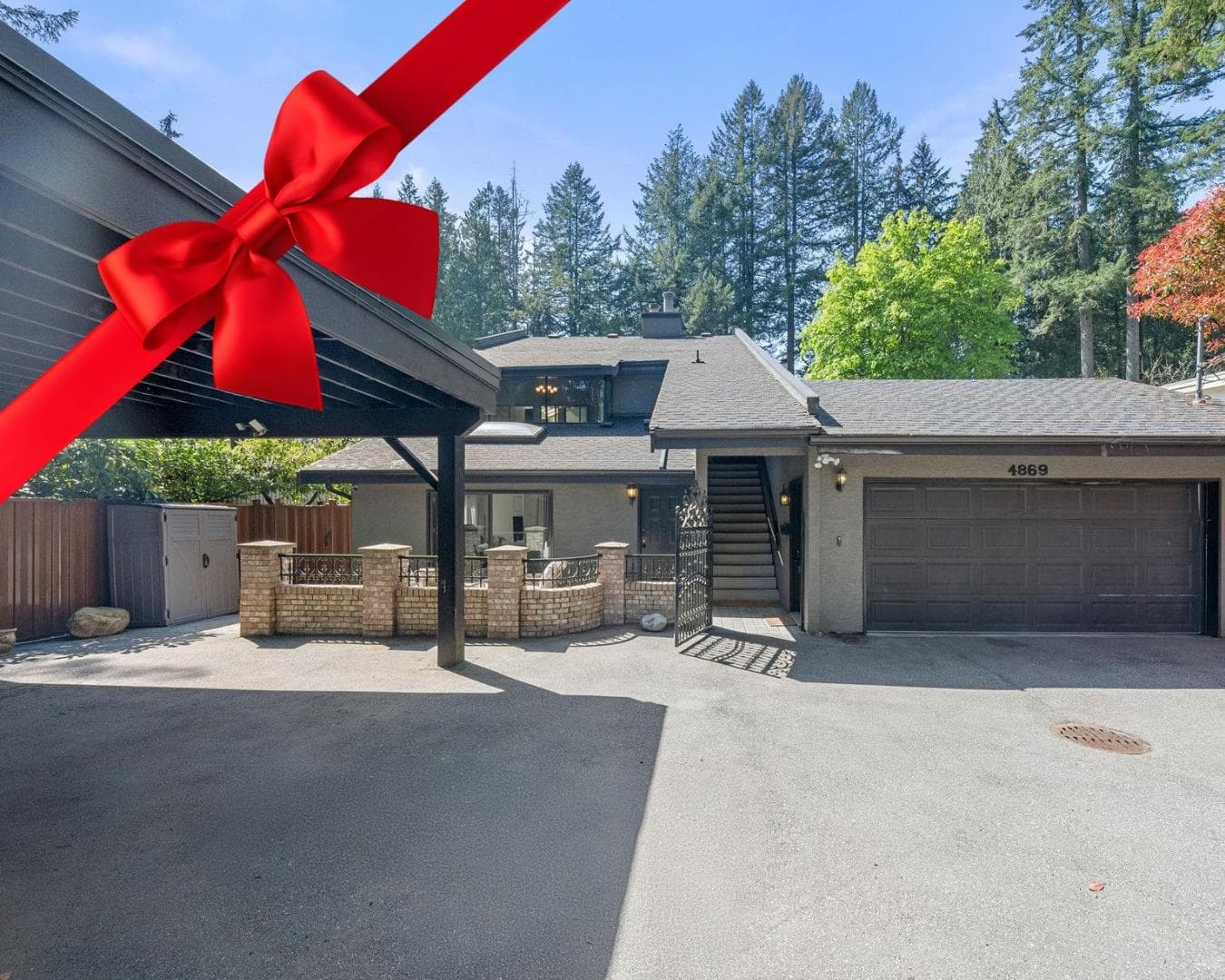 4869 Capilano Road, North Vancouver