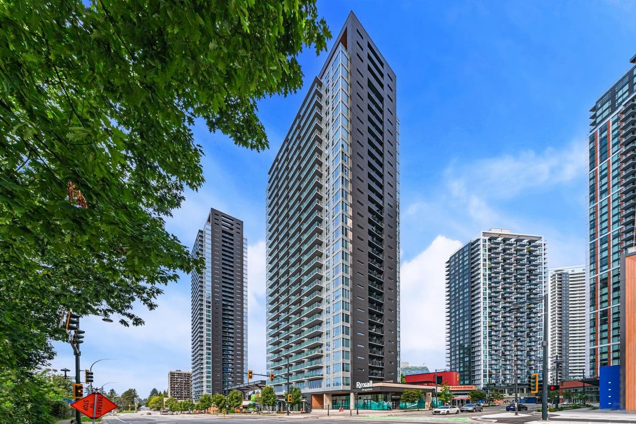 1501 - 13655 Fraser Highway, Surrey, V3T 2V6 — photo 3