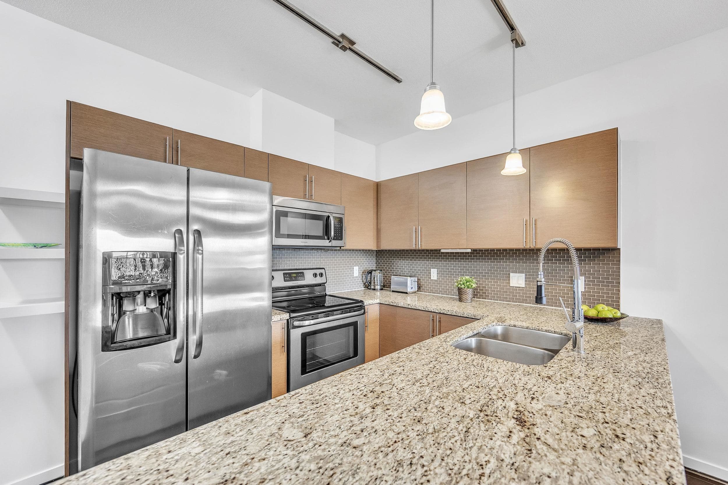205 - 2239 Kingsway, Vancouver, V5N 0E5 — photo 5