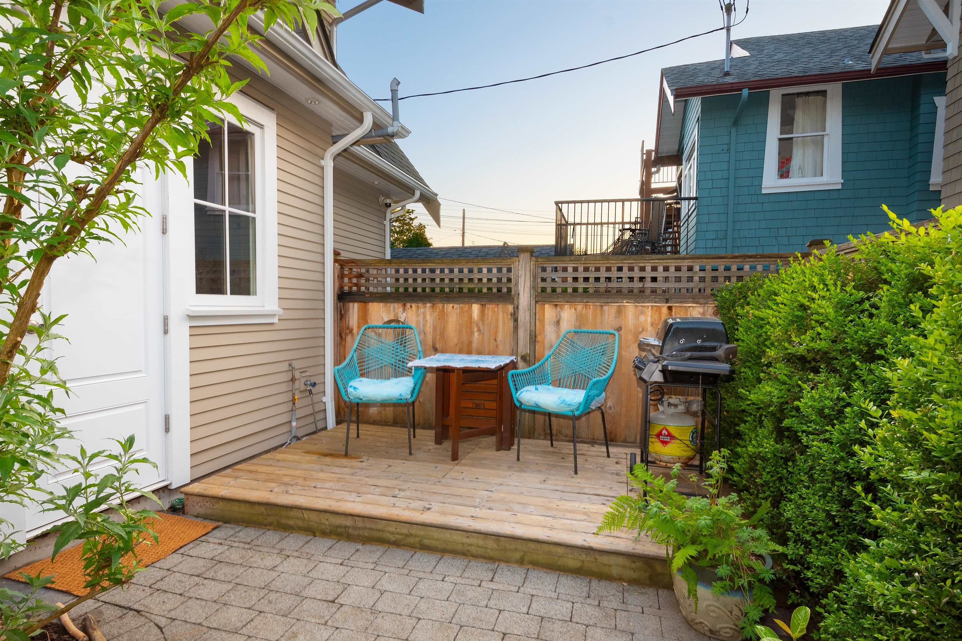 3132 W 7th Avenue, Vancouver, V6K 2A1 — photo 2