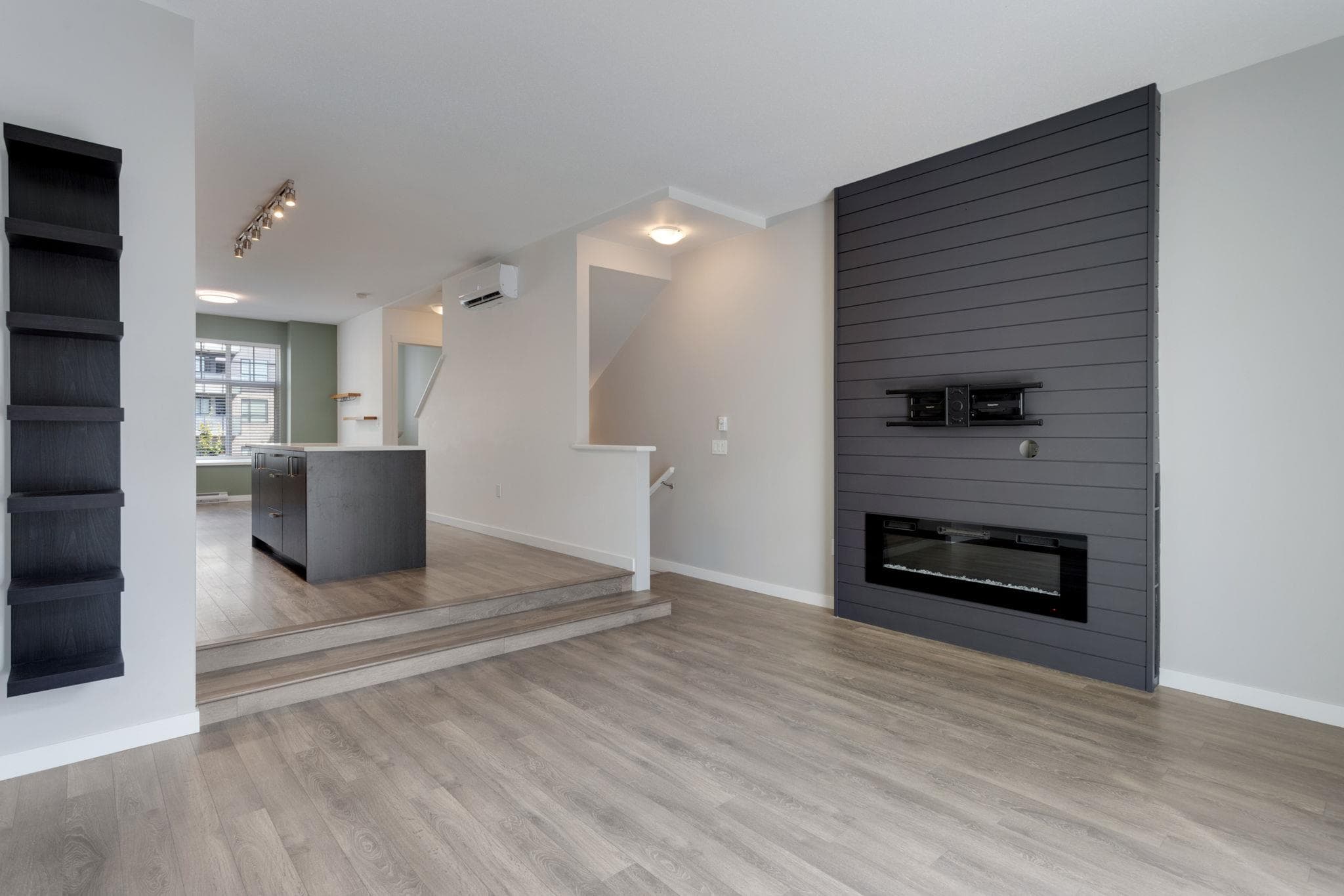 147 - 15778 85 Avenue, Surrey, V4N 6W8 — photo 4