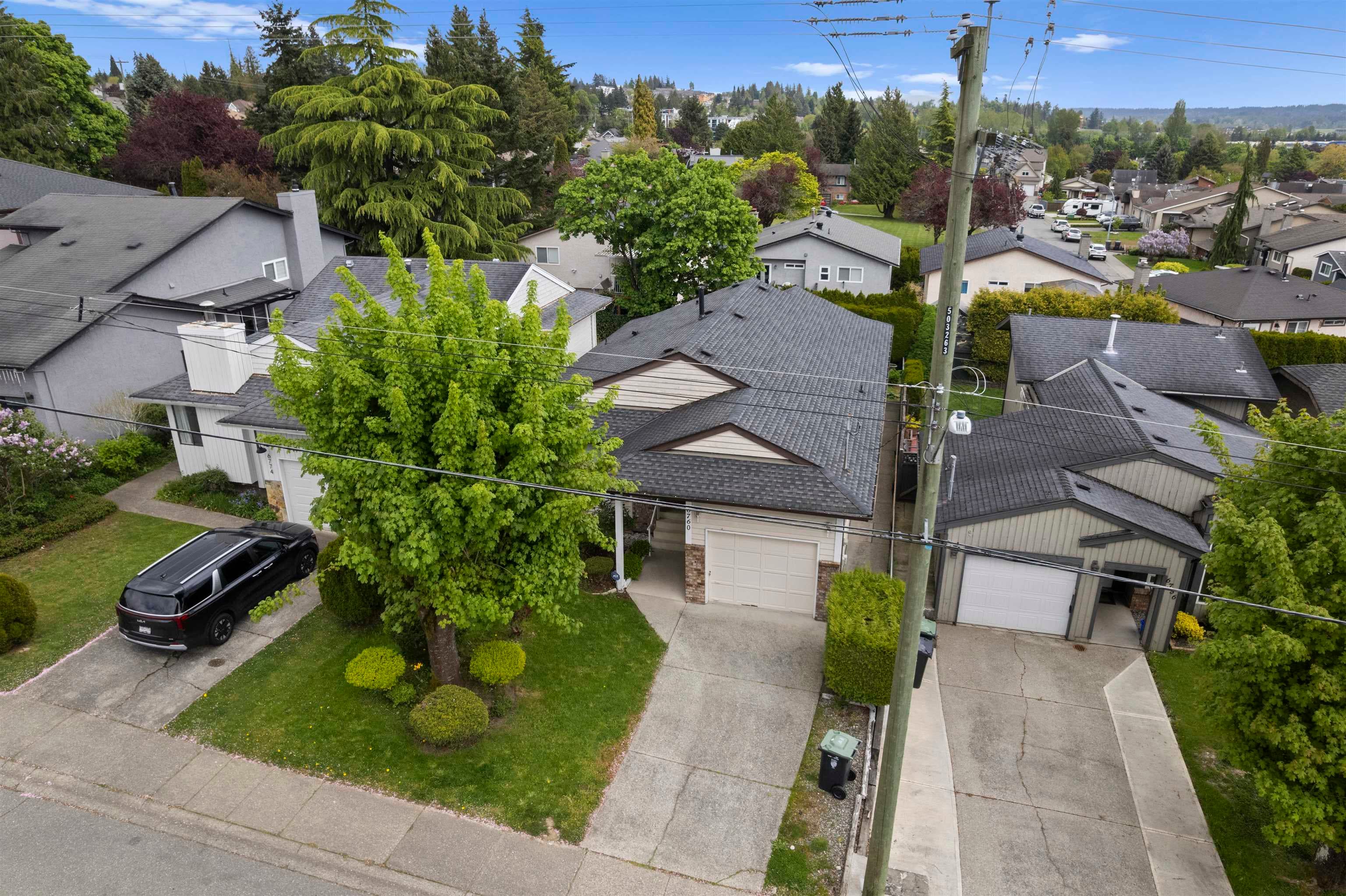 6760 197 Street, Langley, V2Y 1A9 — photo 4