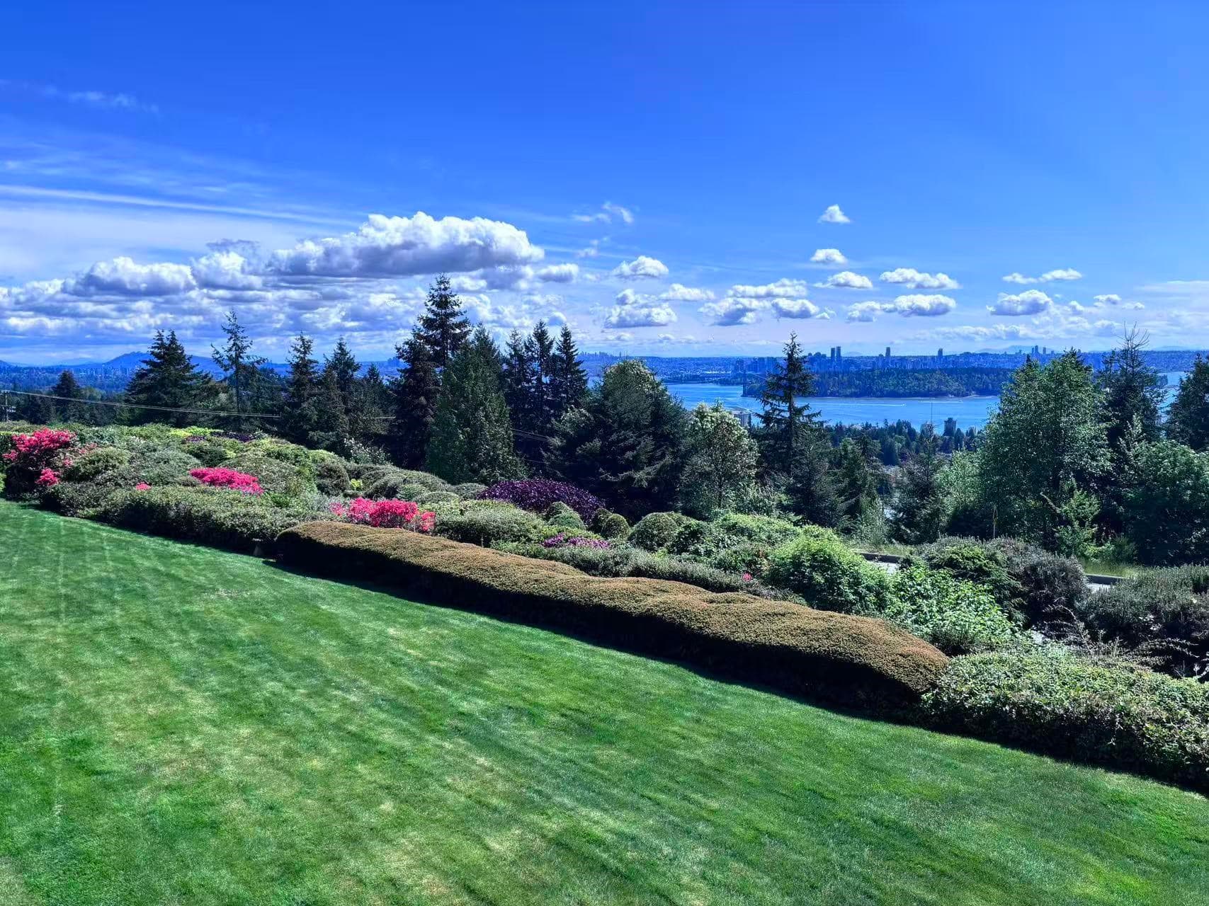 49 - 2202 Folkestone Way, West Vancouver