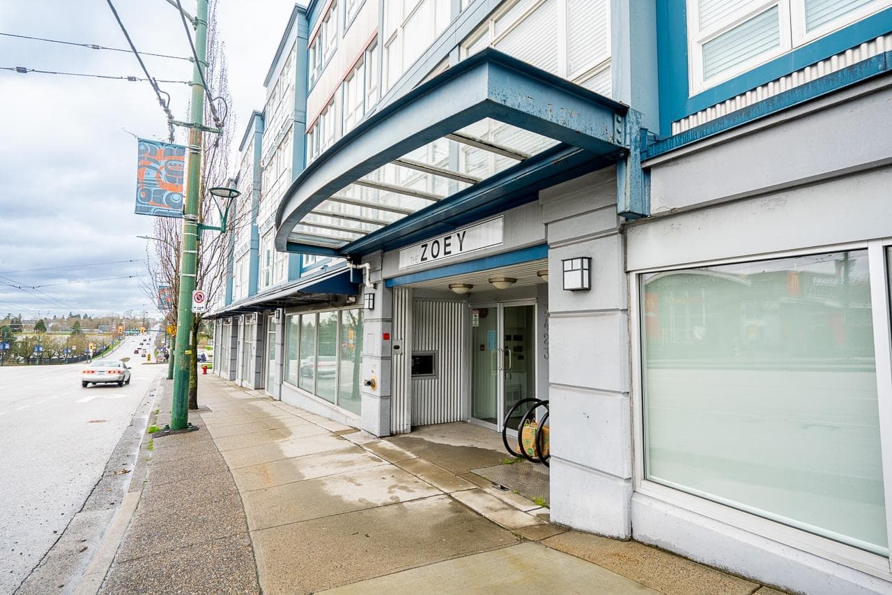 303 - 3423 E Hastings Street, Vancouver, V5K 2A5 — photo 4