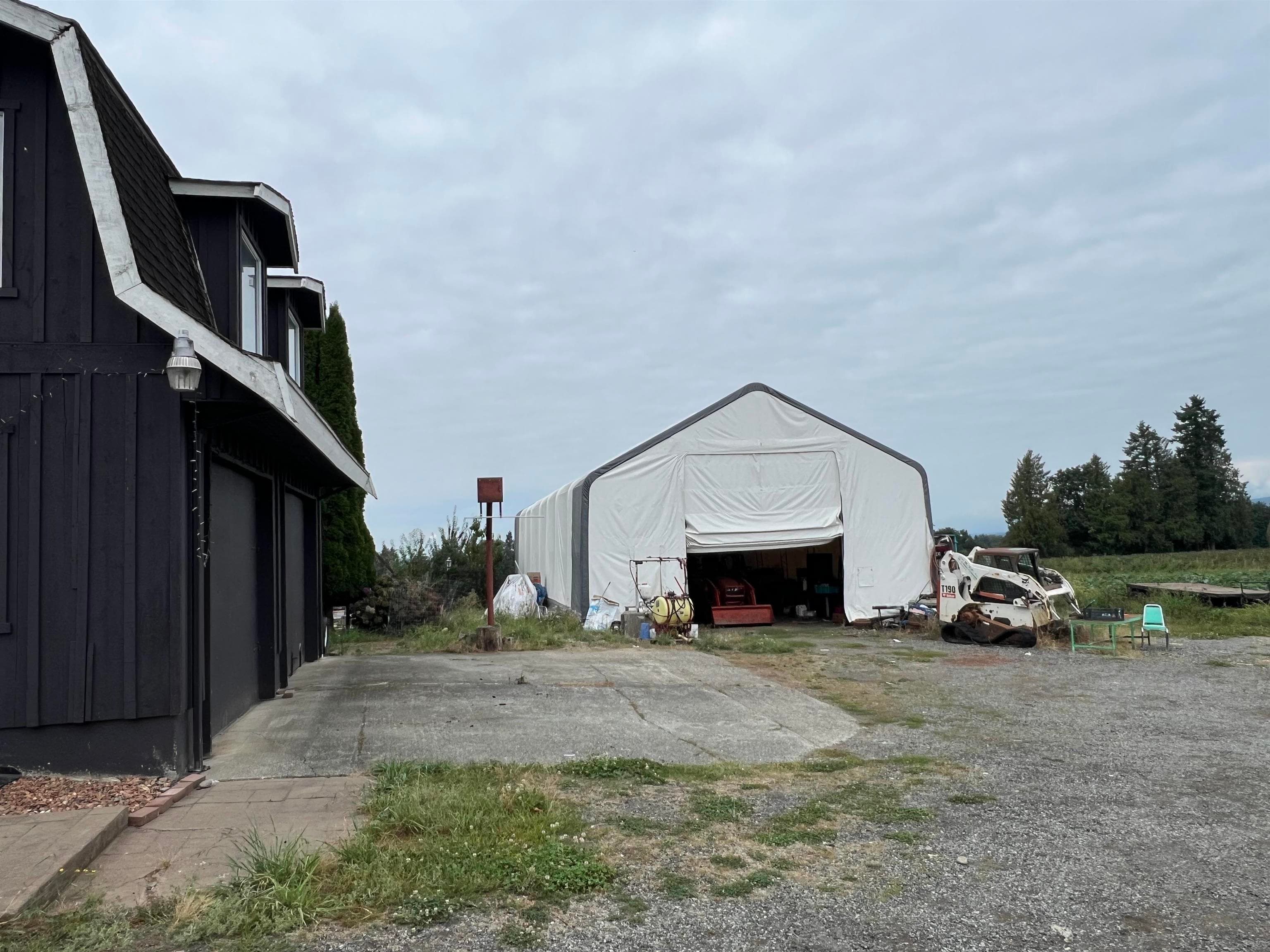 6863 Bradner Road, Abbotsford, V4X 2C6 — photo 3