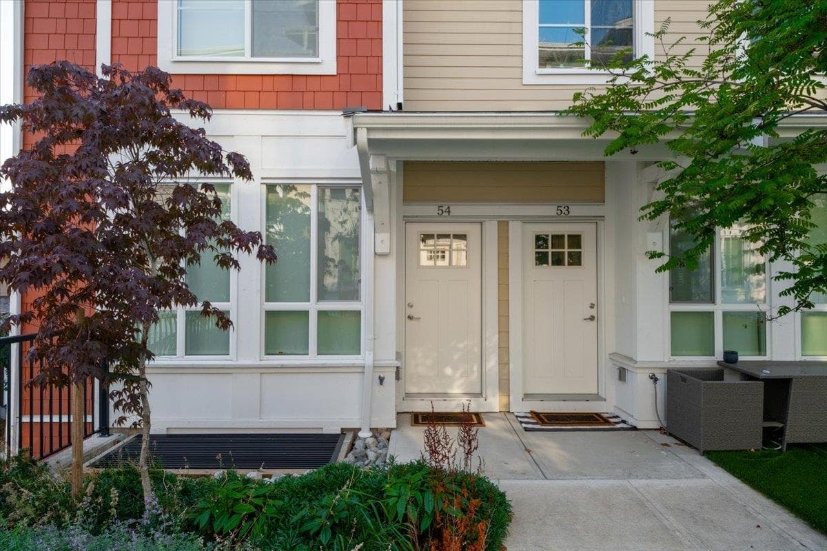 54 - 16561 17a Avenue, Surrey, V3Z 1J3 — photo 2